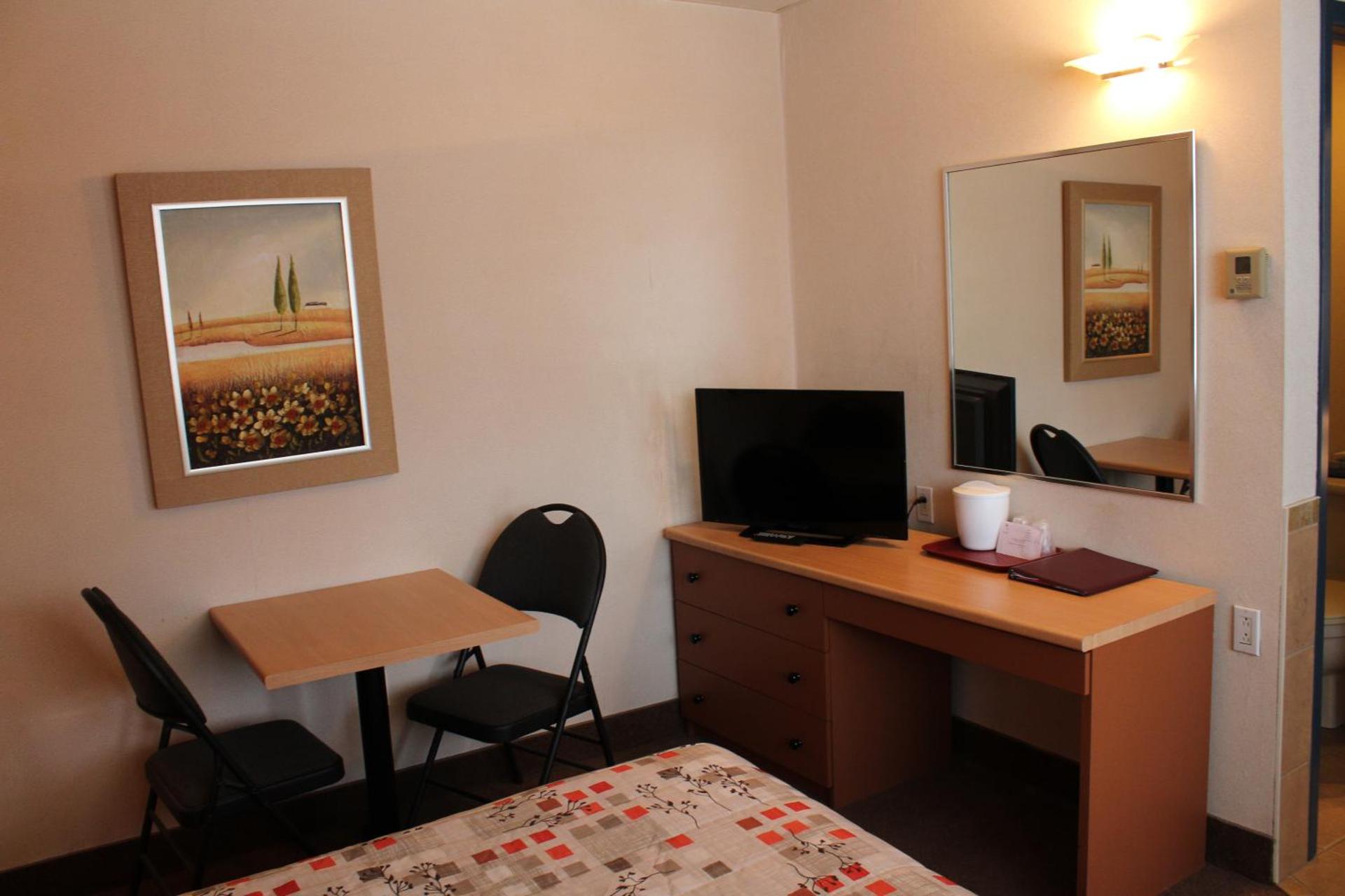 Motel Capri & Suites