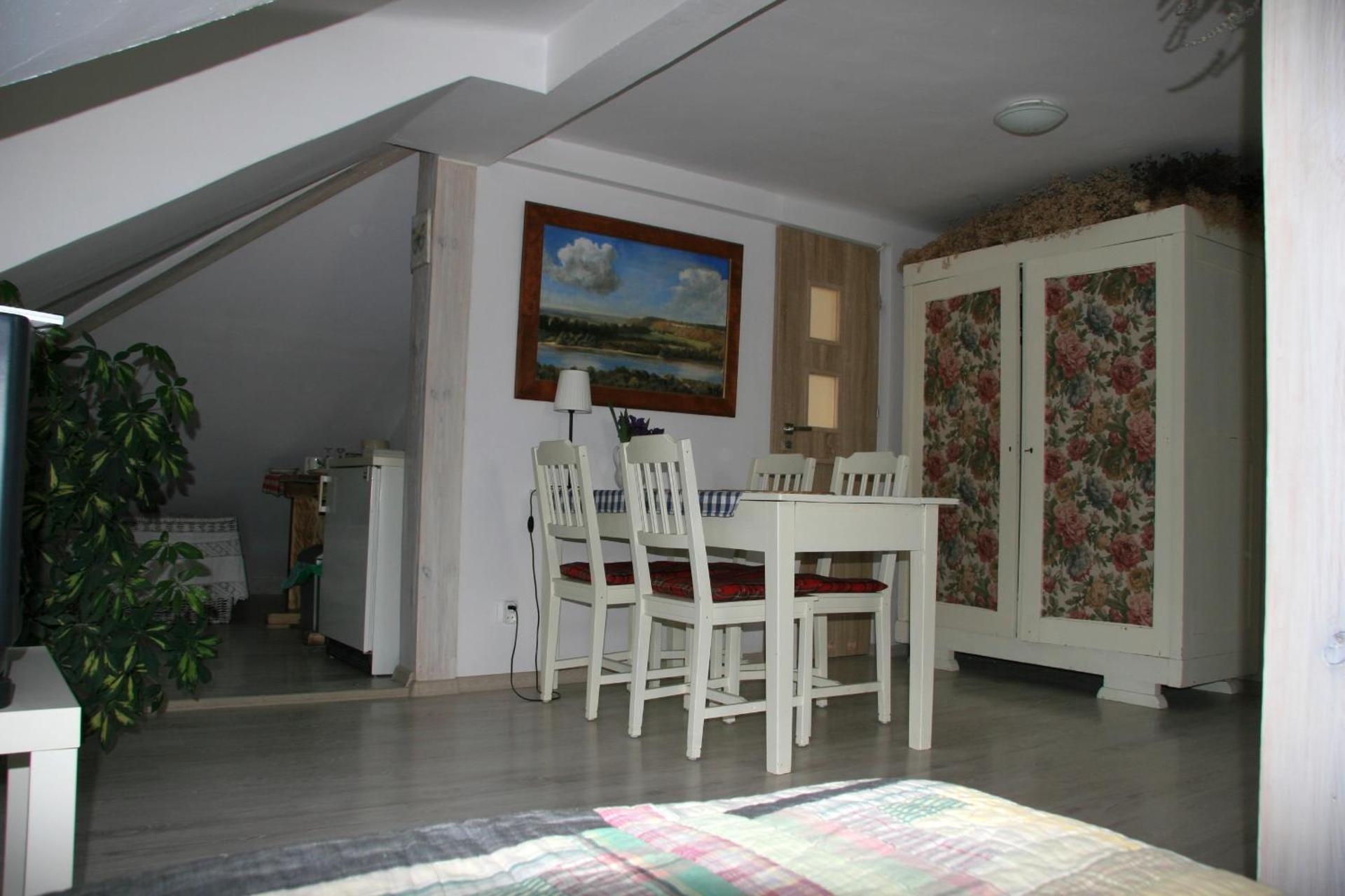 Pokoje Kwaskowa Góra 24