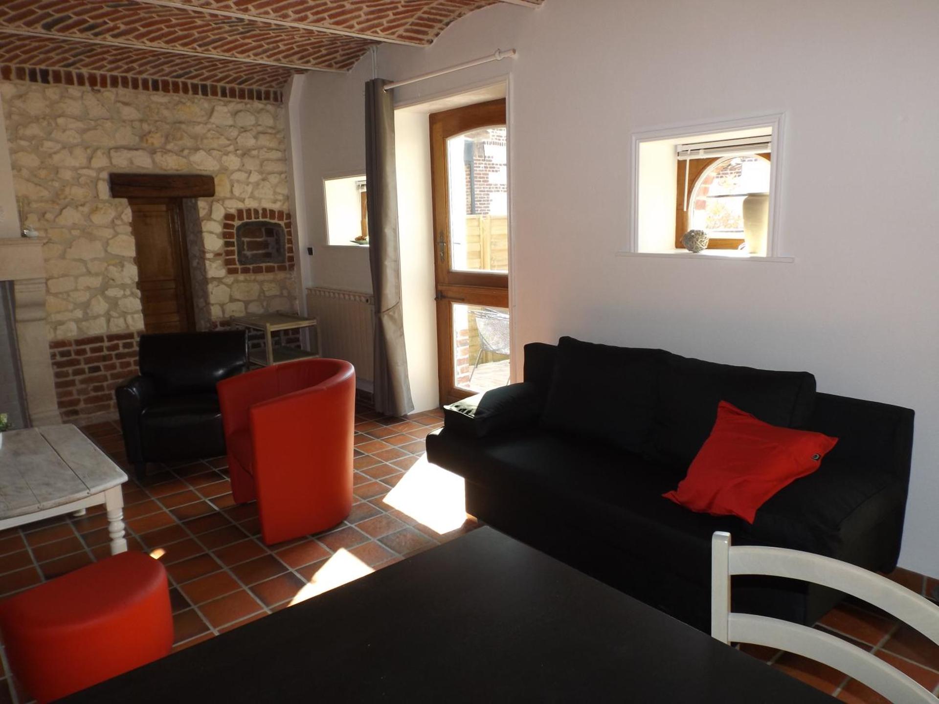 Communal lounge/ TV room