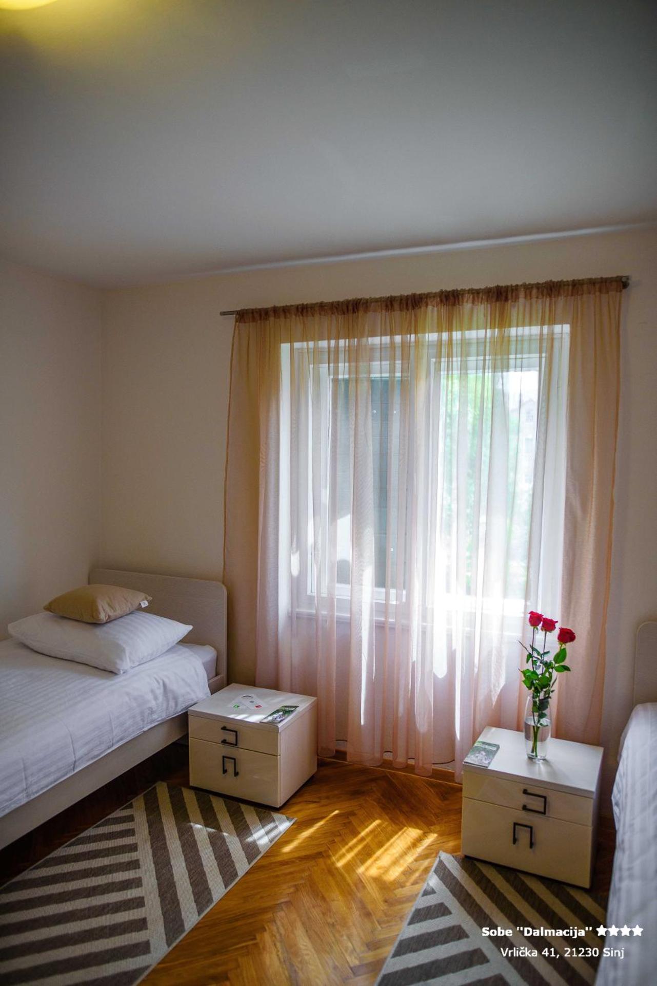 Apartment/Room ''Dalmacija'' SINJ