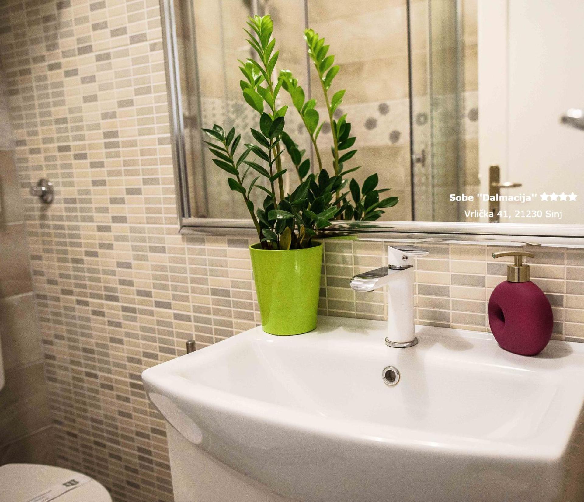 Apartment/Room ''Dalmacija'' SINJ