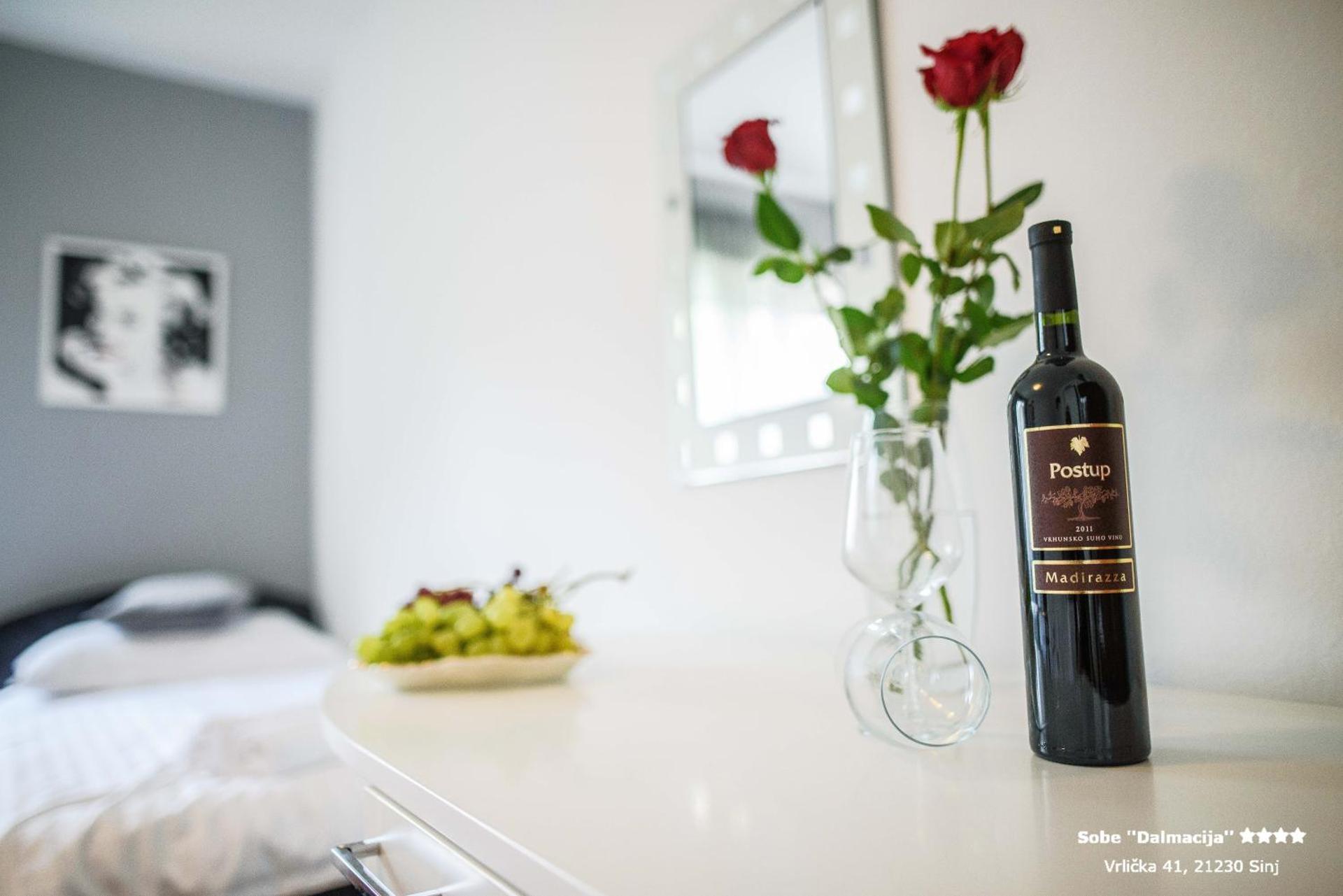 Apartment/Room ''Dalmacija'' SINJ