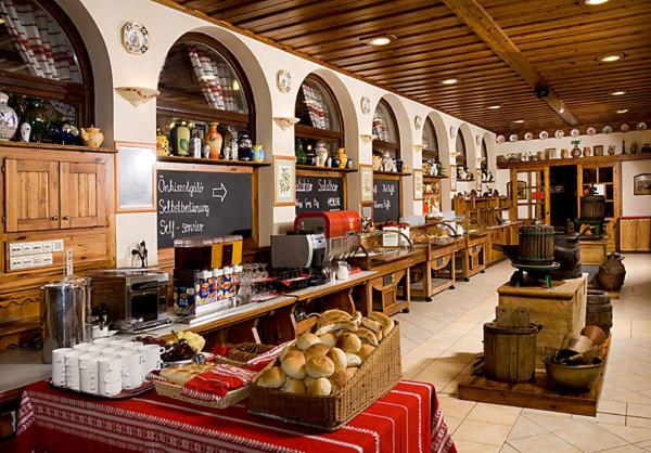 Restaurant/places to eat