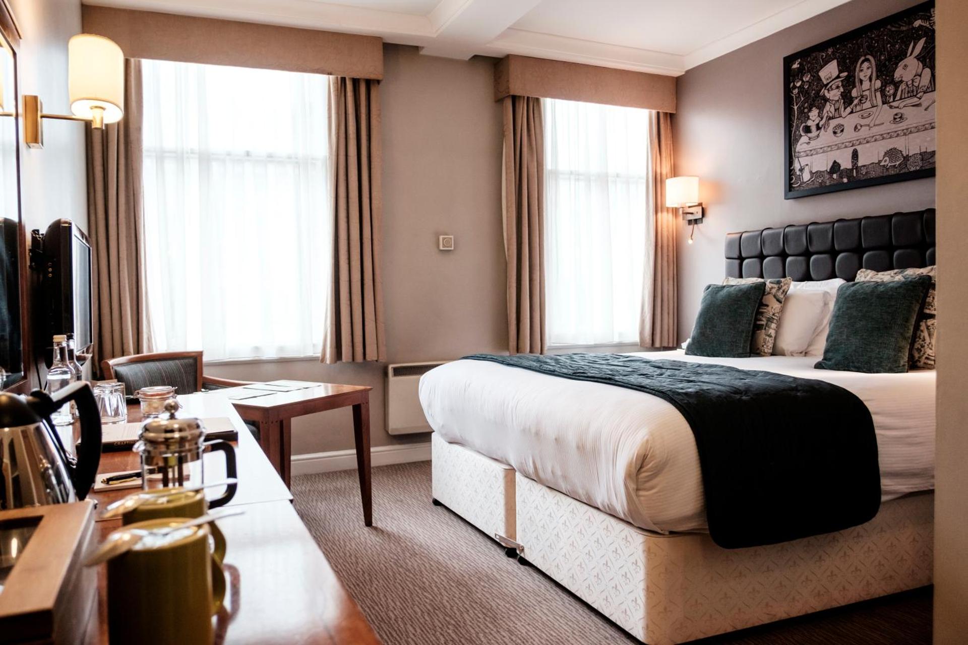 Photo of the whole room