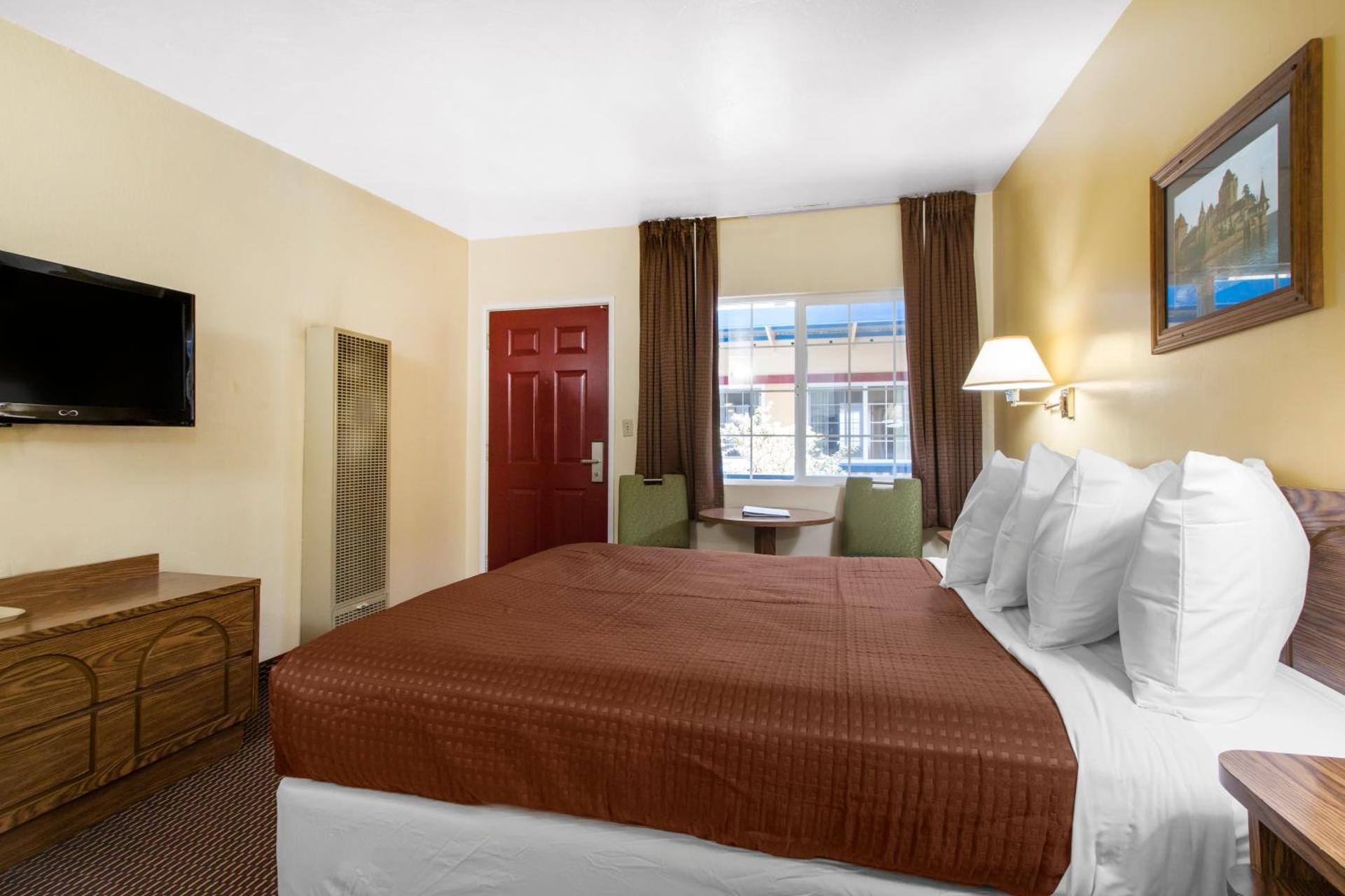 Eureka Town House Motel - Historic Old Town