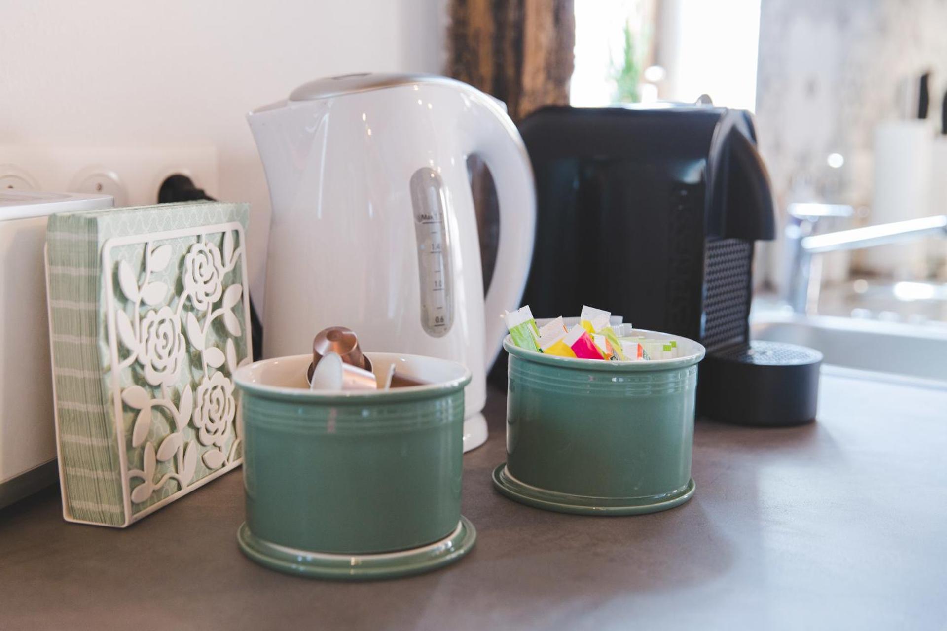 Coffee/tea facilities