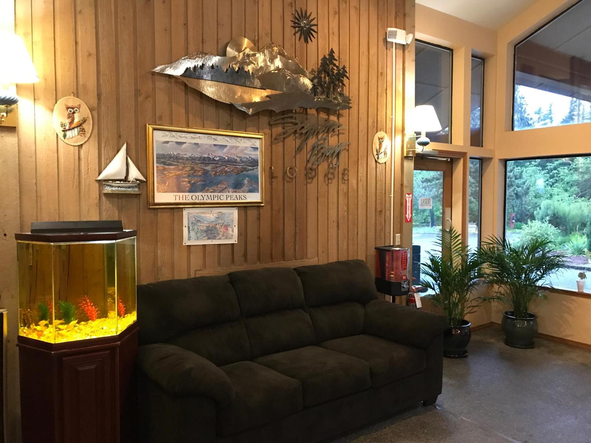 Sequim Bay Lodge