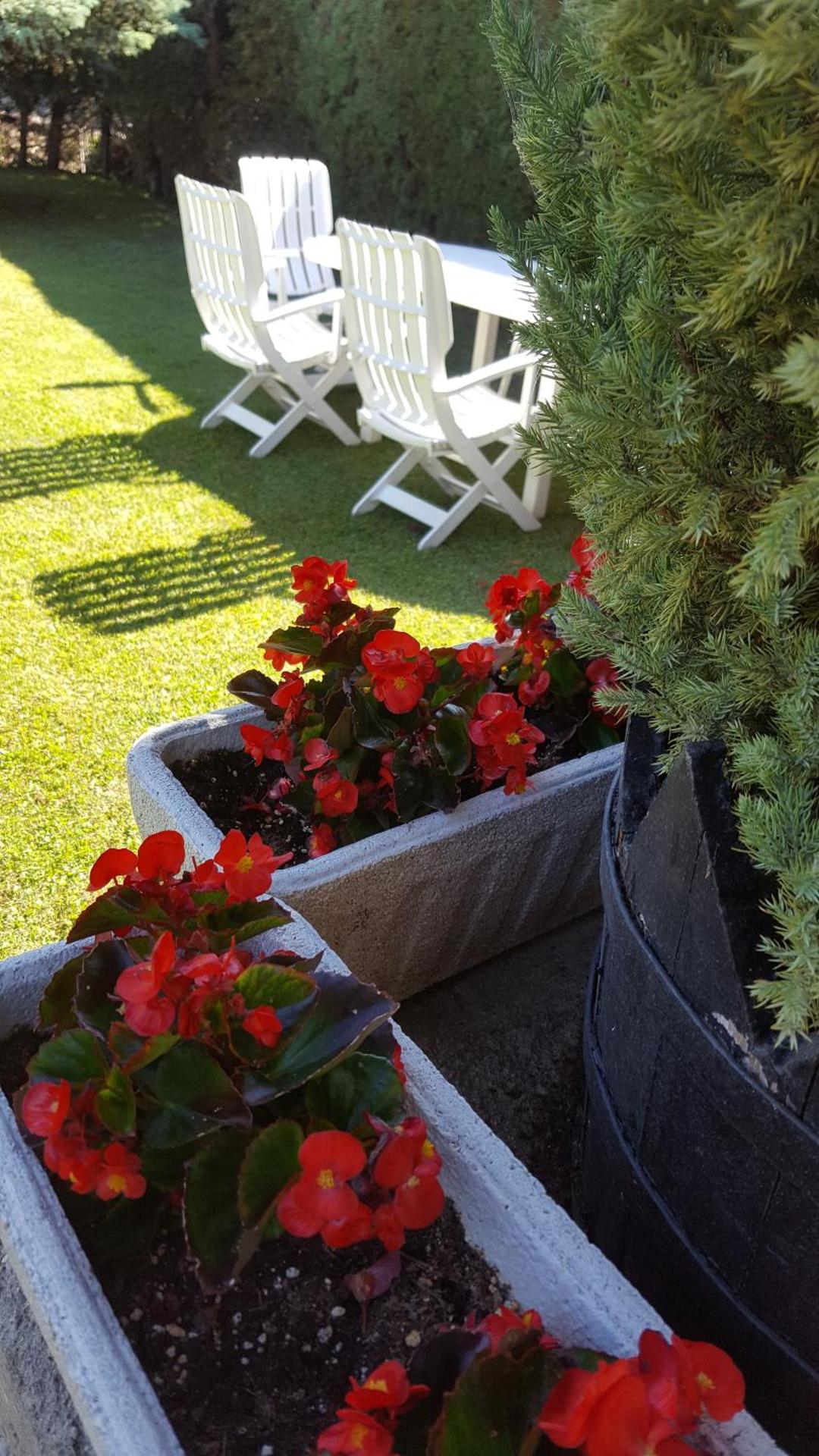 Aparta-Hotel Puertolas