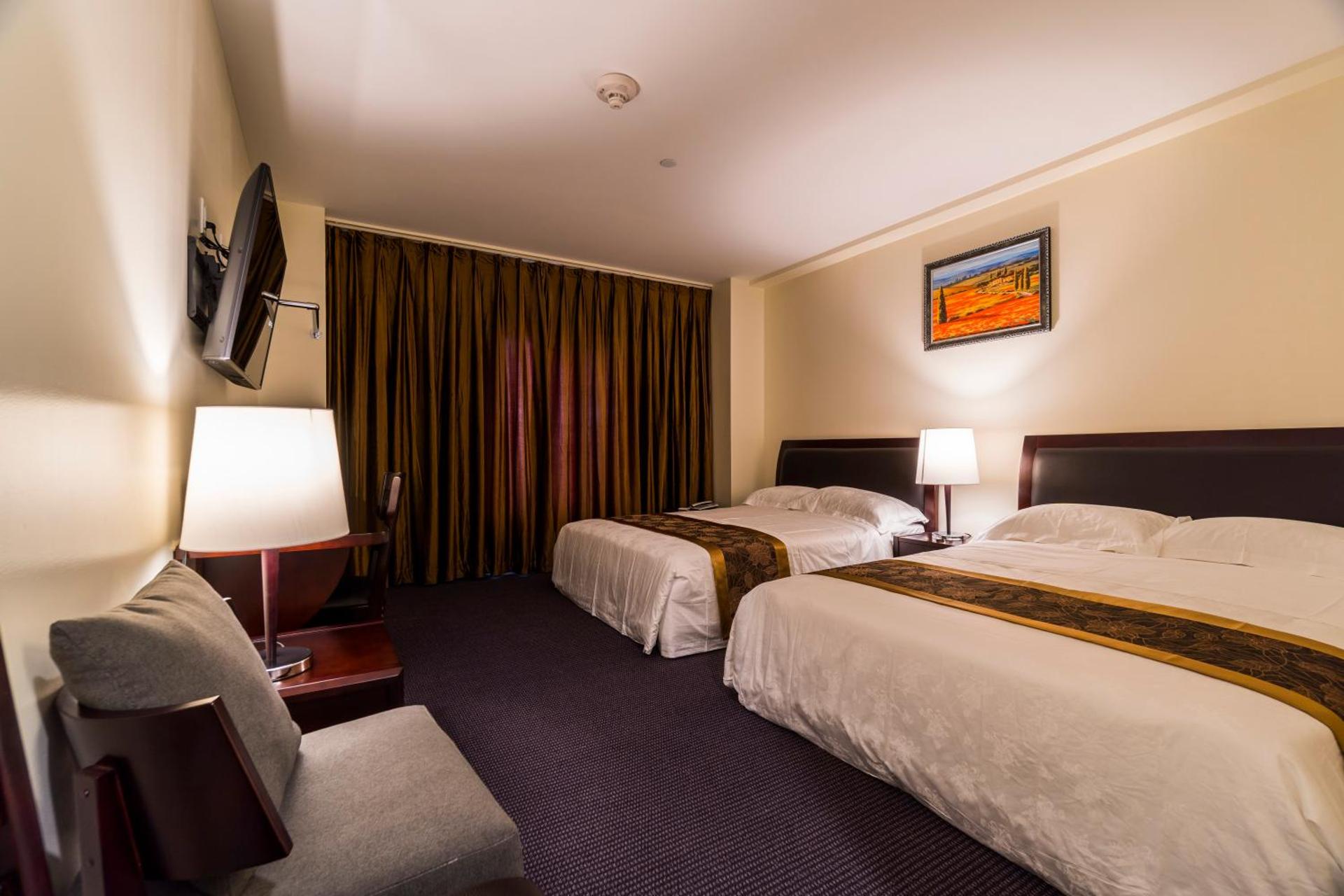 Photo of the whole room