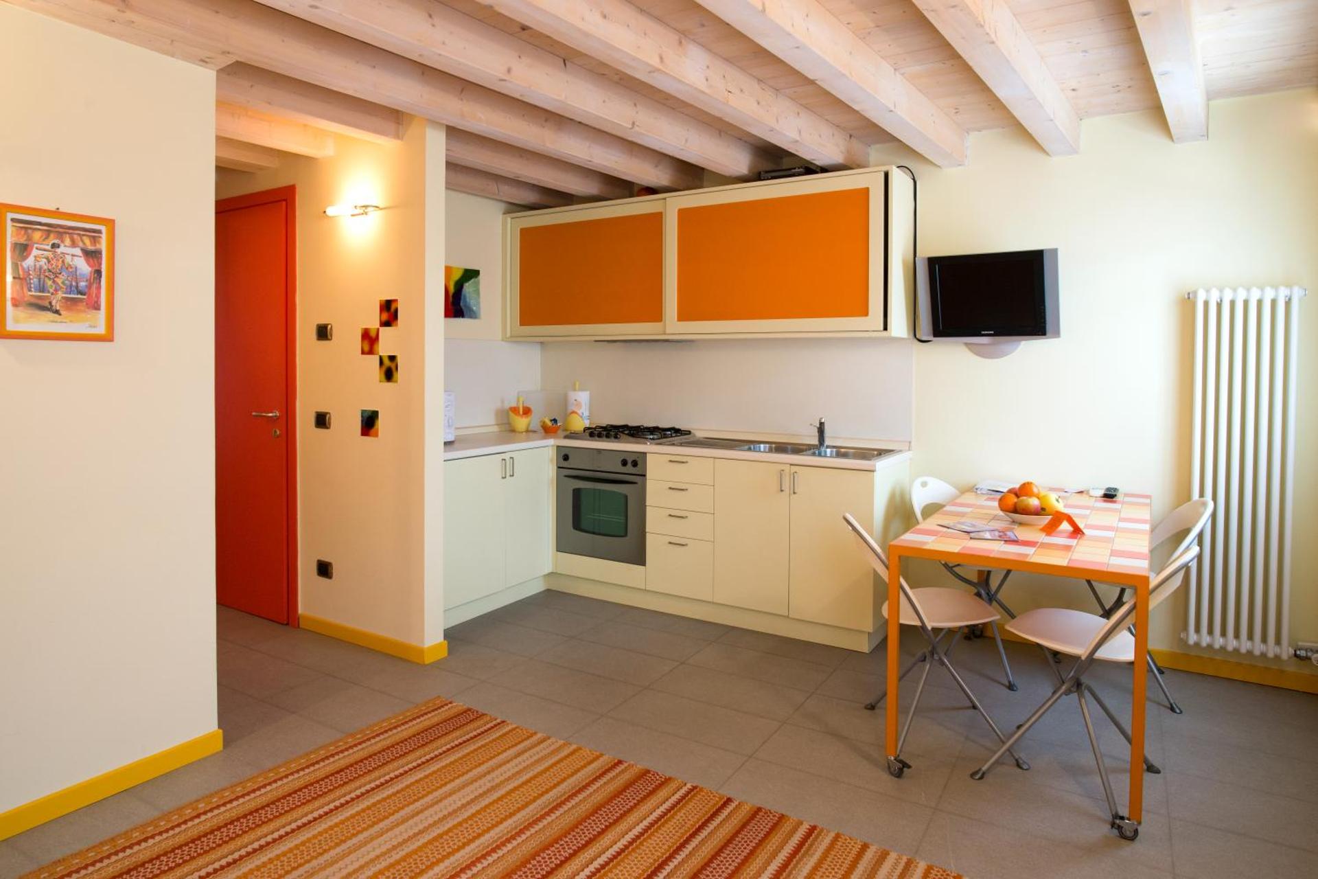 Communal lounge/ TV room