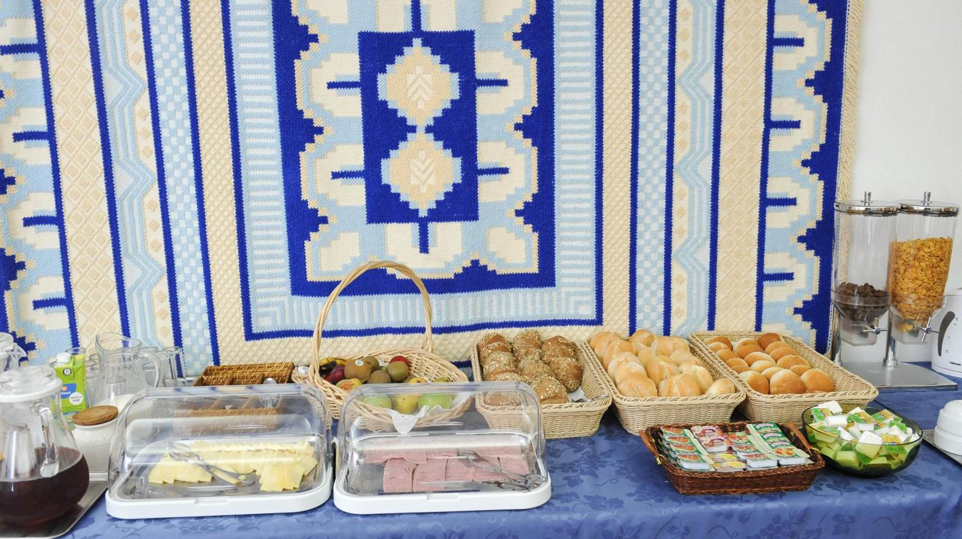 Continental breakfast