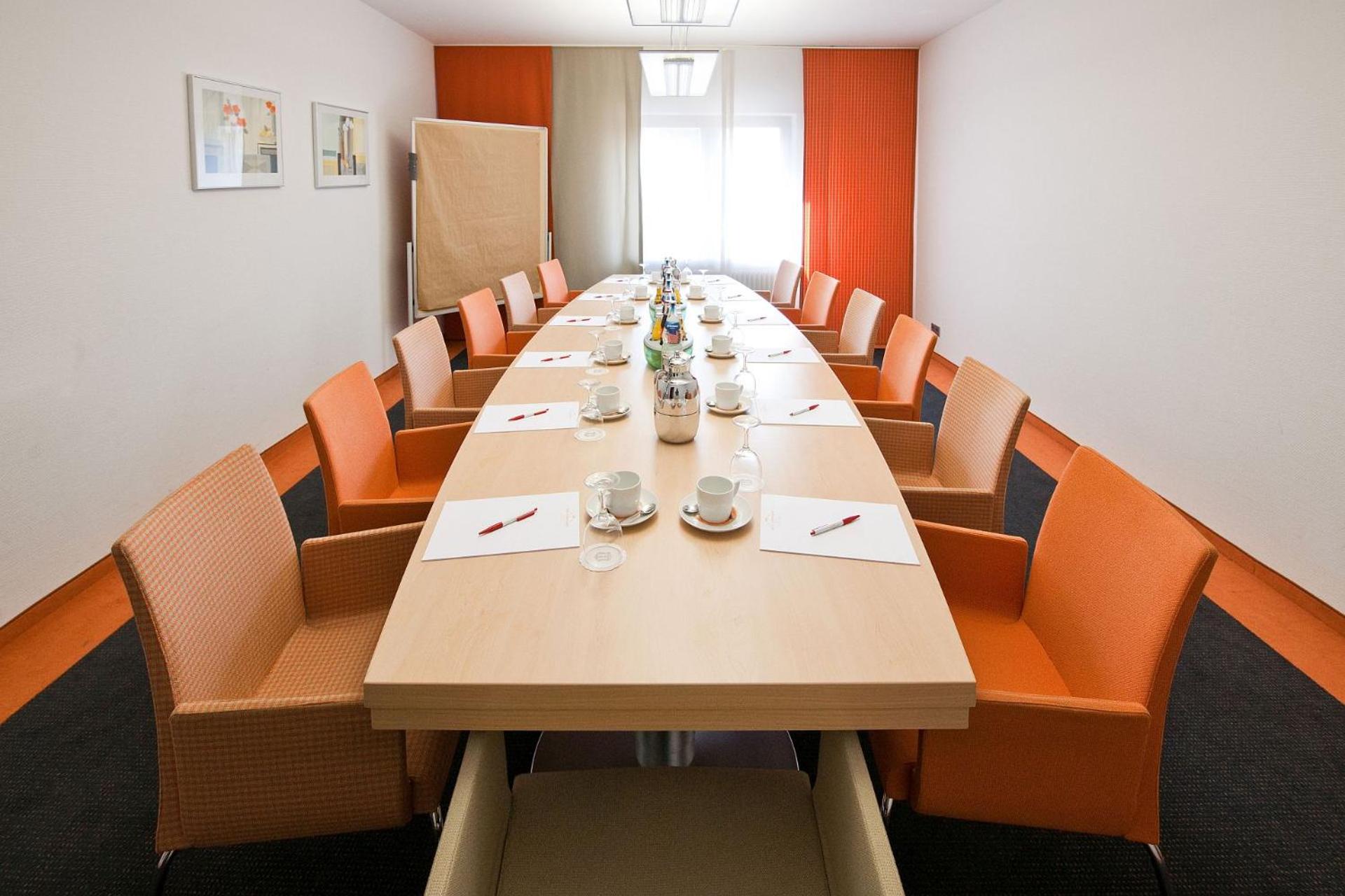 Meeting/conference room