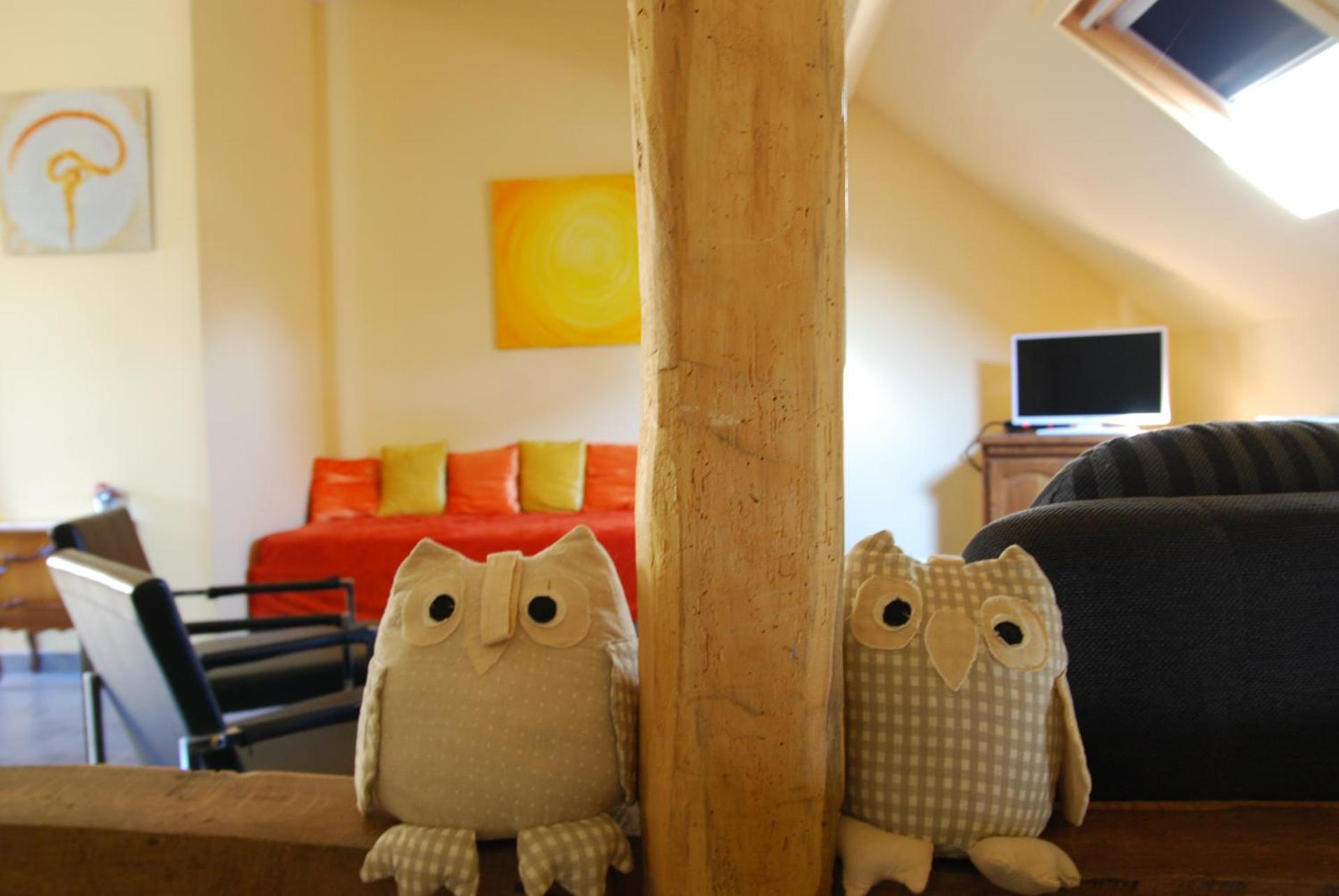 Communal lounge/ TV room