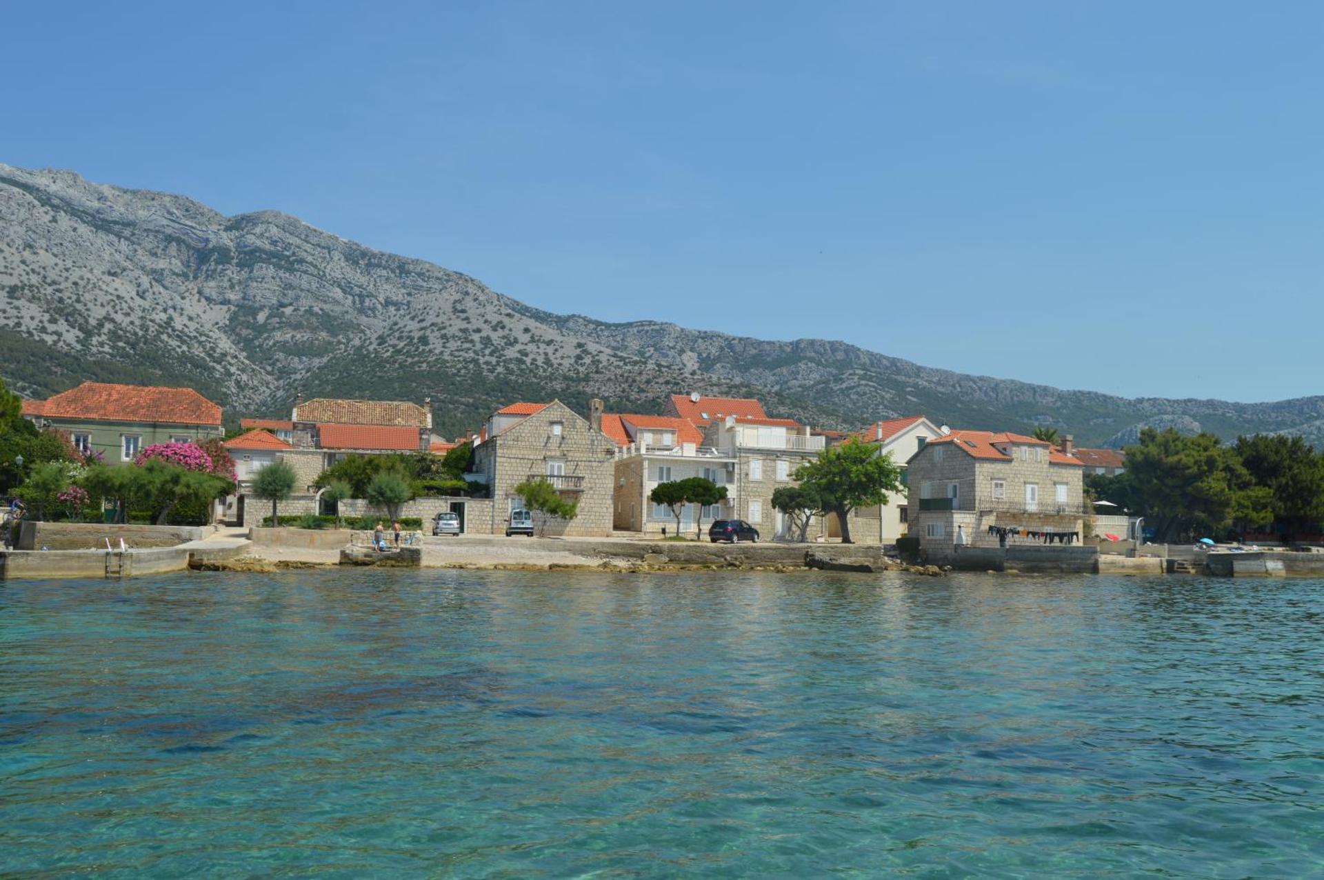 Apartment with Sea View-Ground Floor 