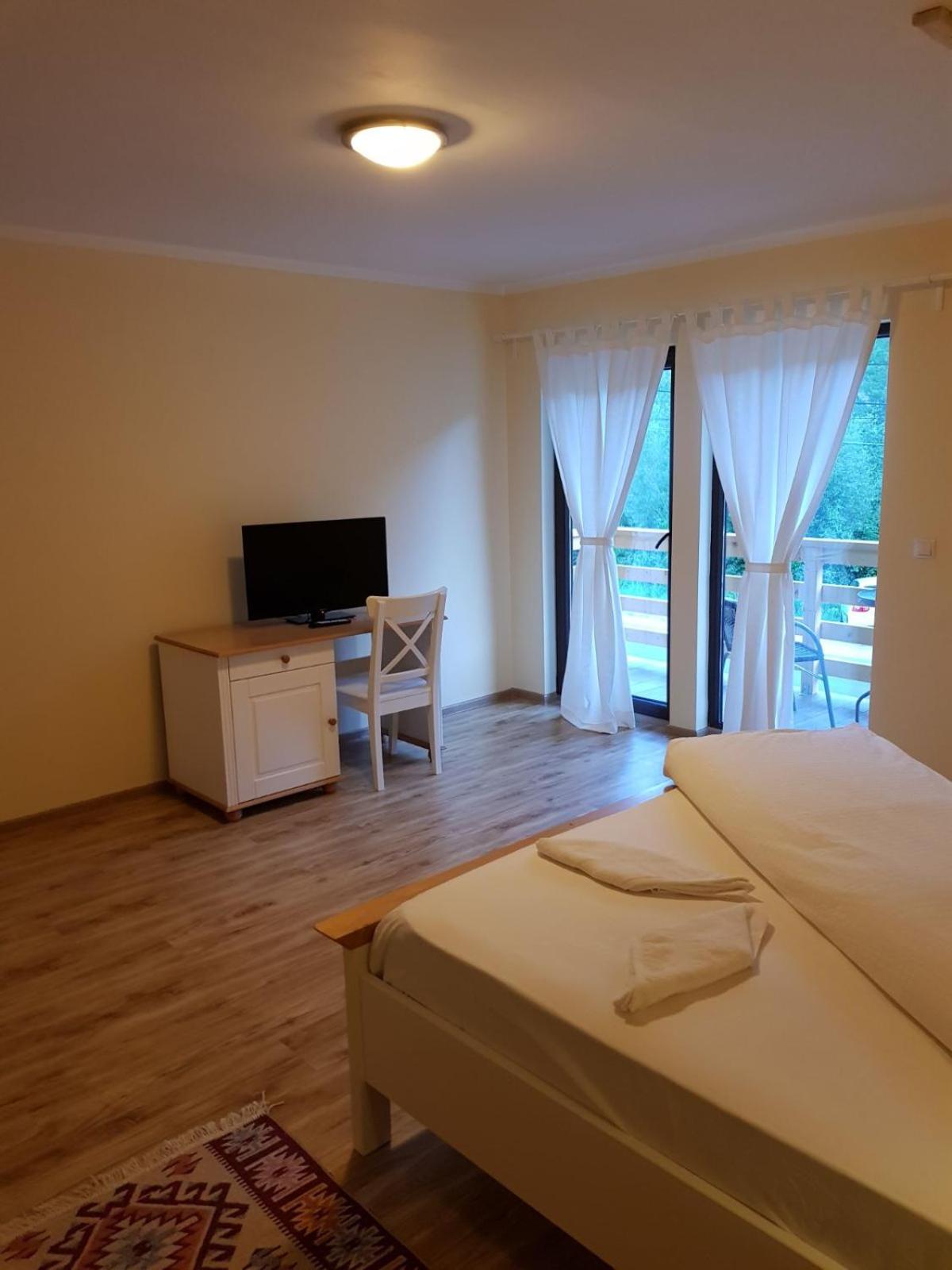 Guest House Carpathia