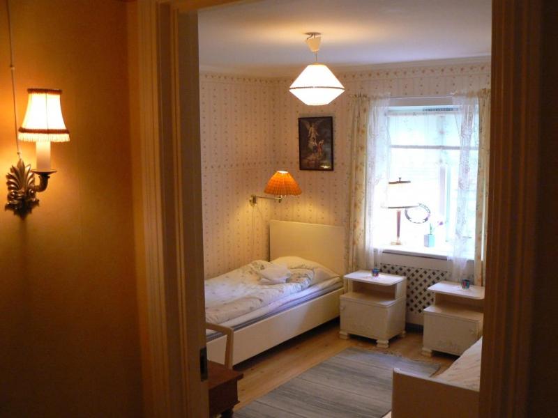 Small Budget Twin Room 