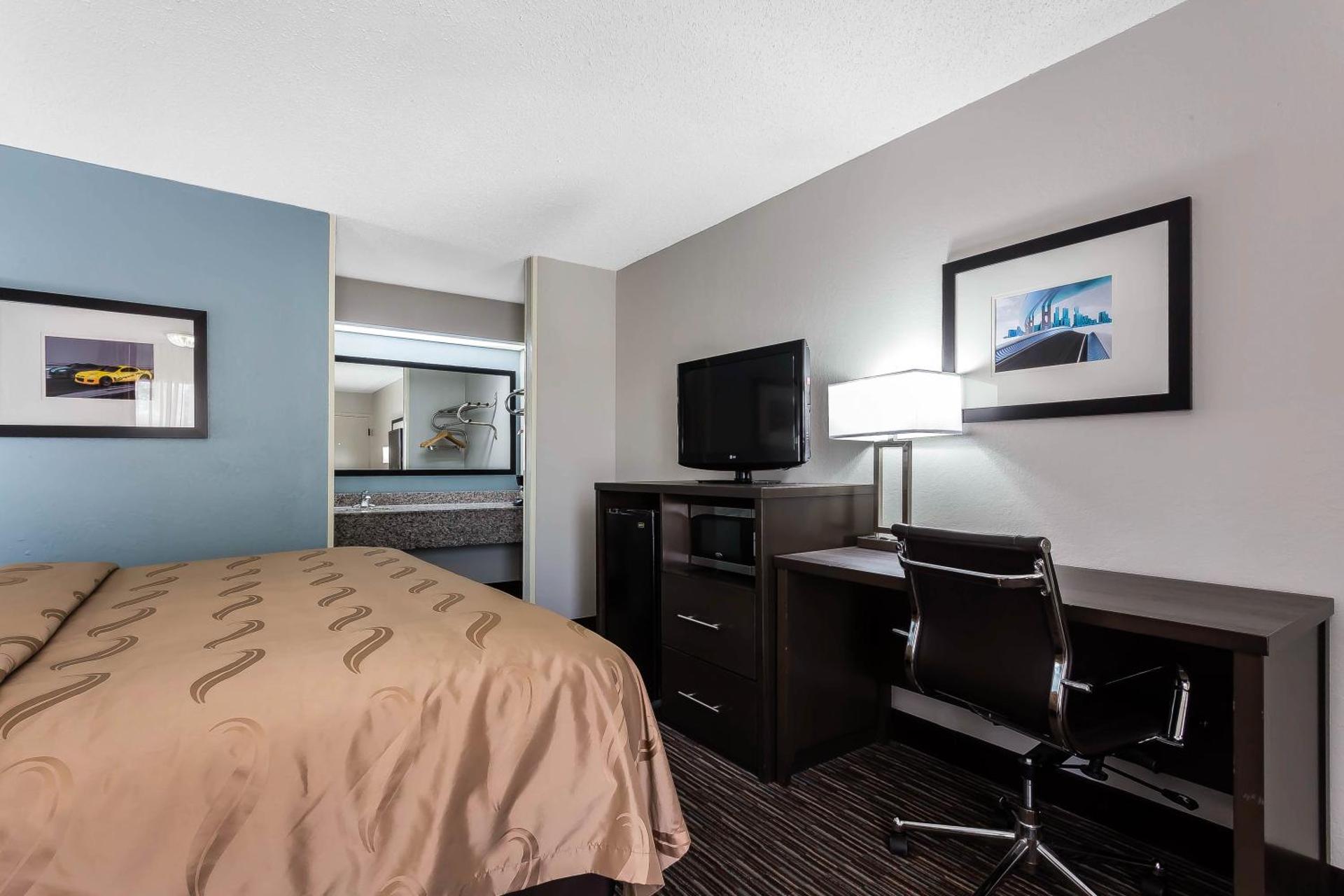 King Room - Non-Smoking