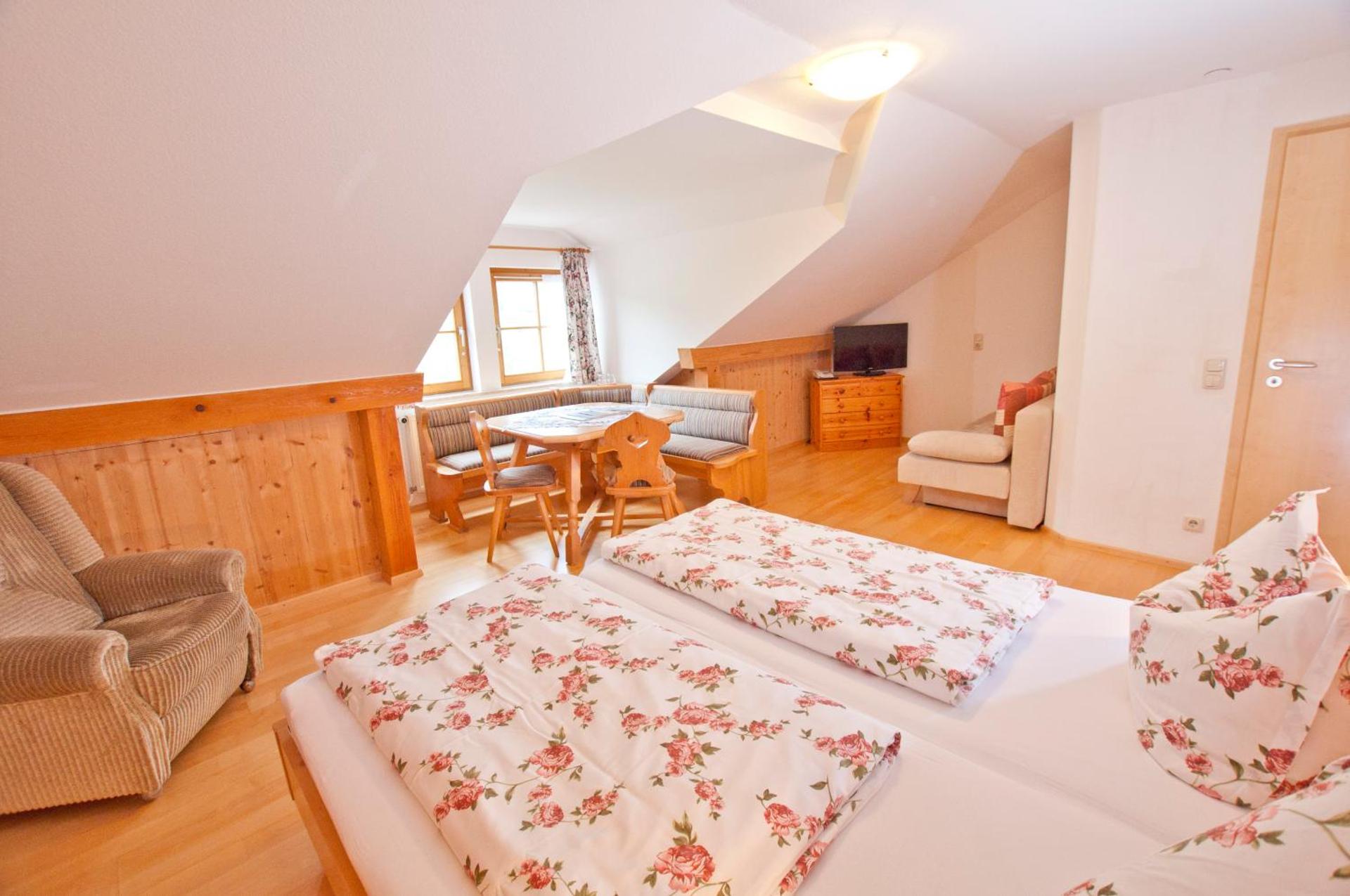 Photo of the whole room