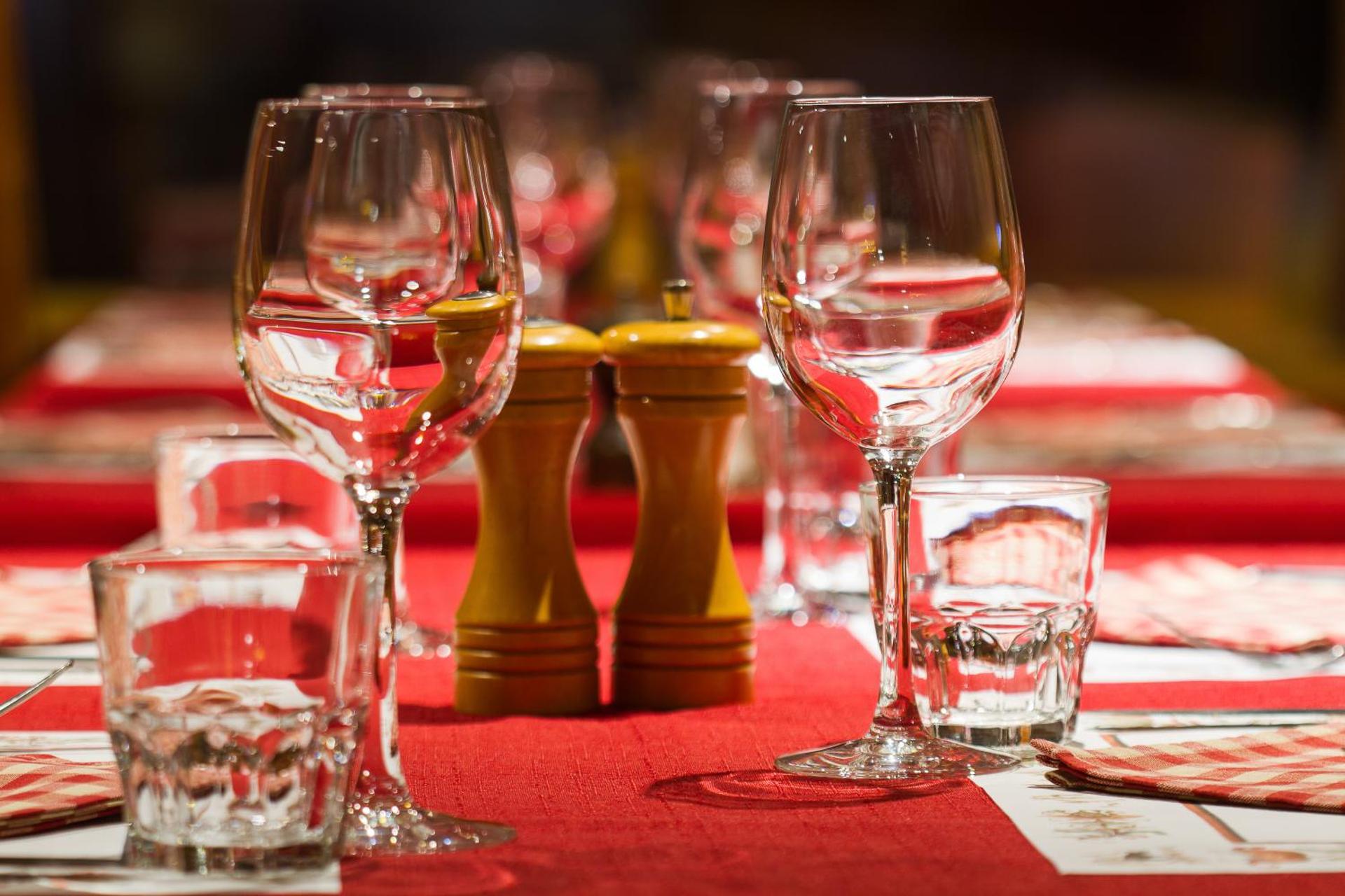 Restaurant/places to eat