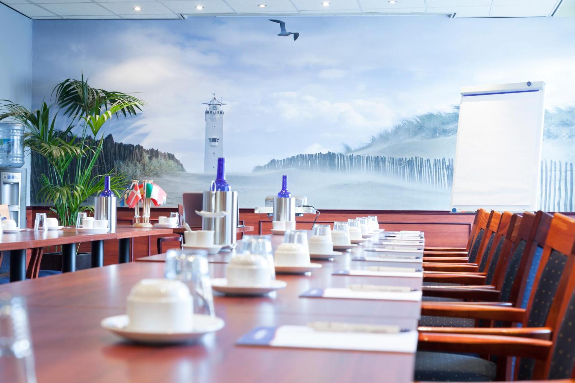 Meeting/conference room