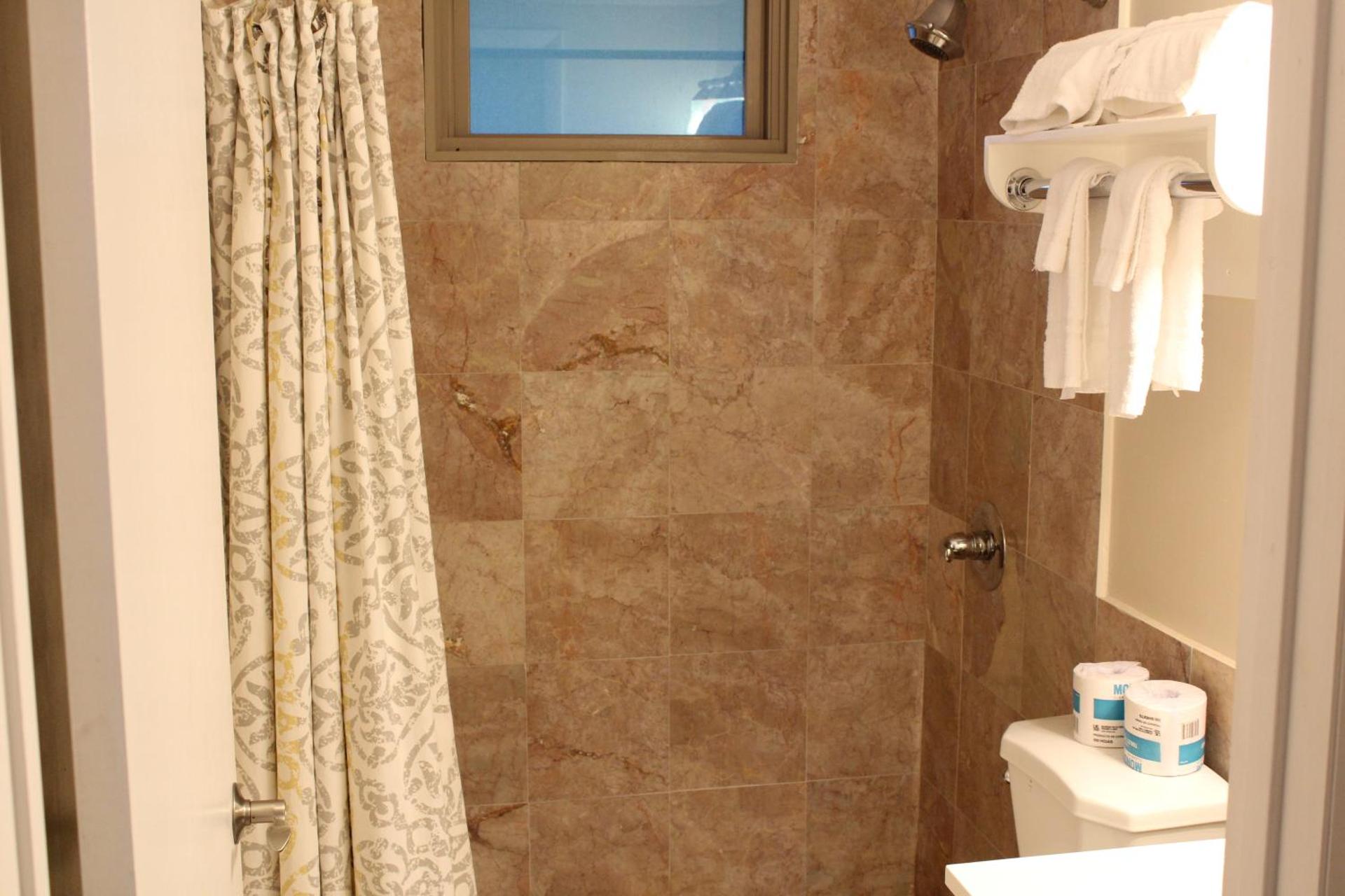 Quadruple Room with Mountain View - Pet Friendly