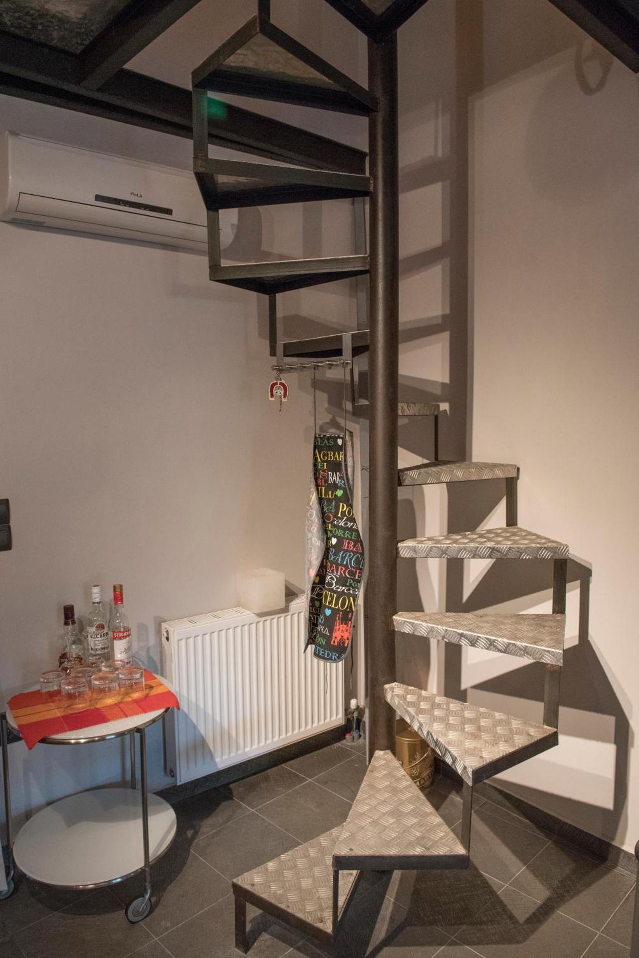 Odysseos St. Loft