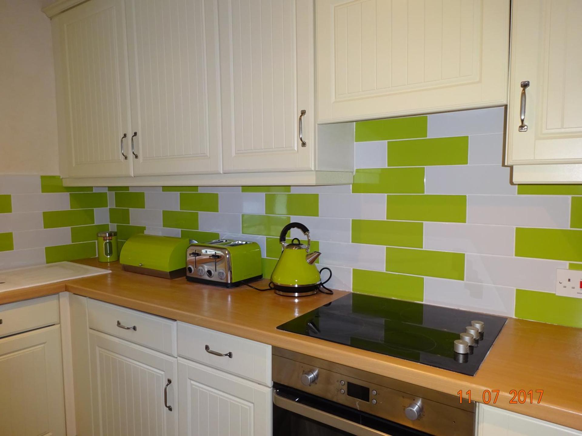 Postmans Rest, second floor apartment, Lynmouth with private parking