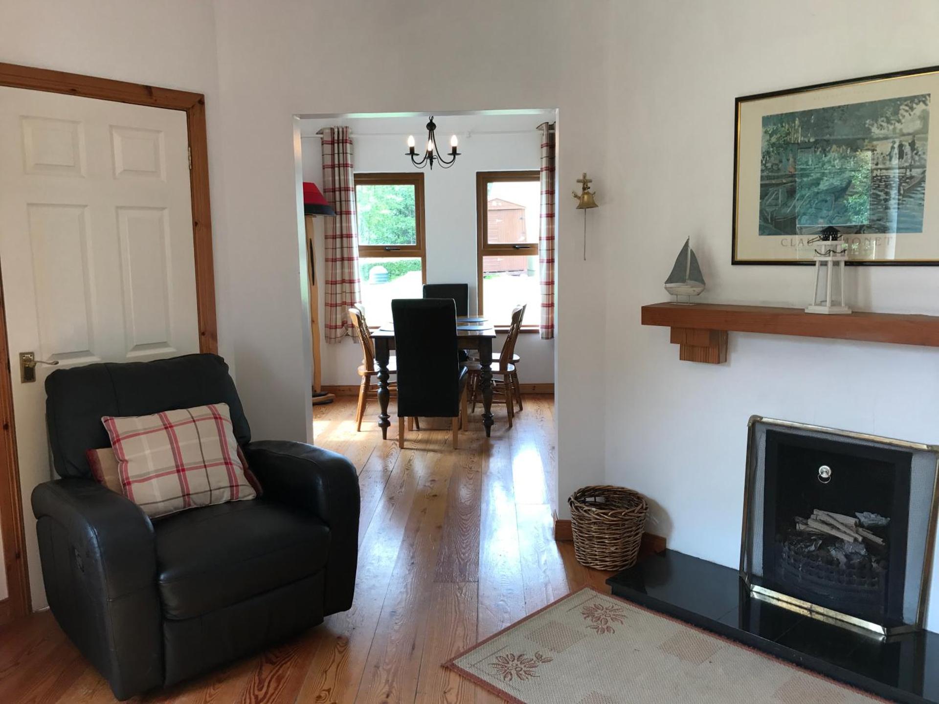 Kesh Lakeside Cottage