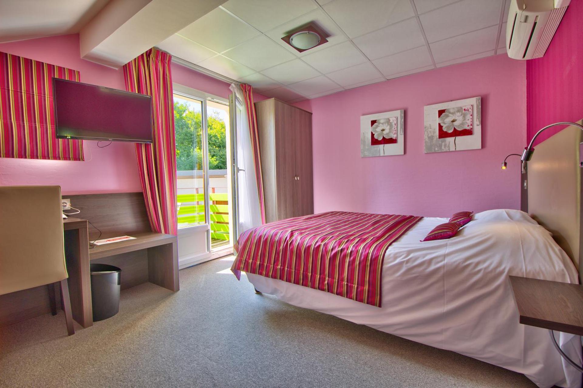 Logis Hôtel Restaurant Le Chalet du Mont Roland