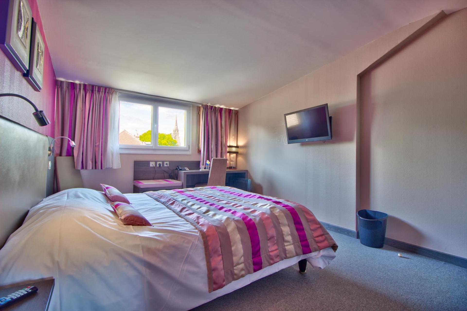 Logis Hôtel Restaurant Le Chalet du Mont Roland