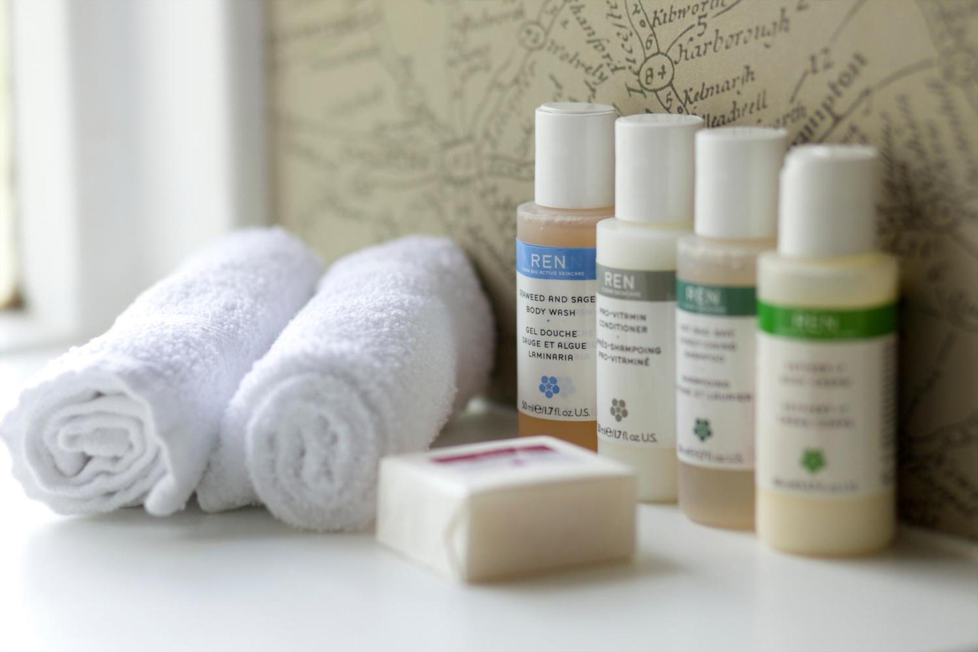 The Manor at Sway – Hotel, Restaurant and Gardens