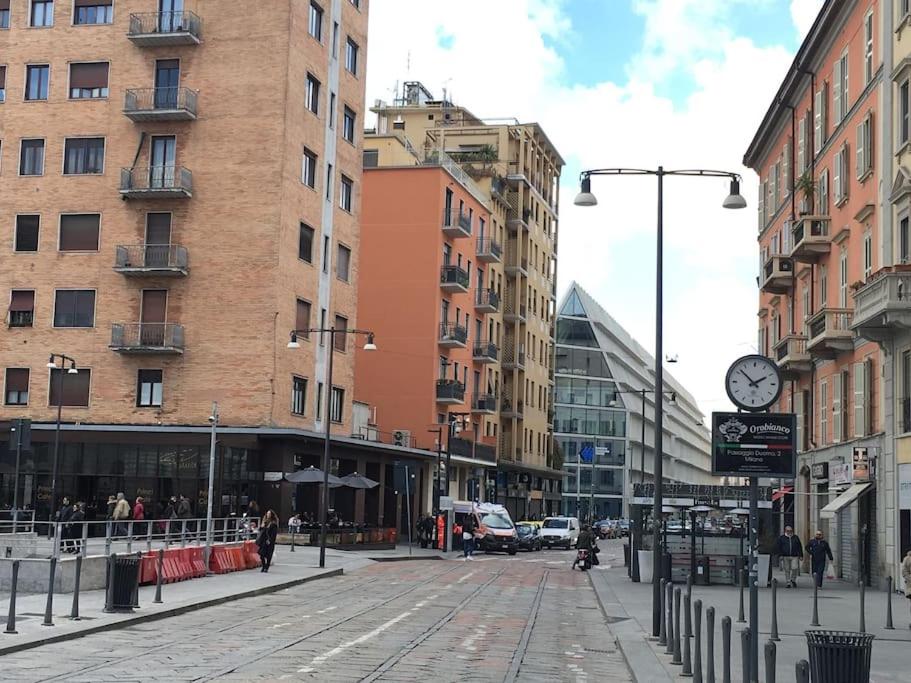 SUITE (bedroom & living room)