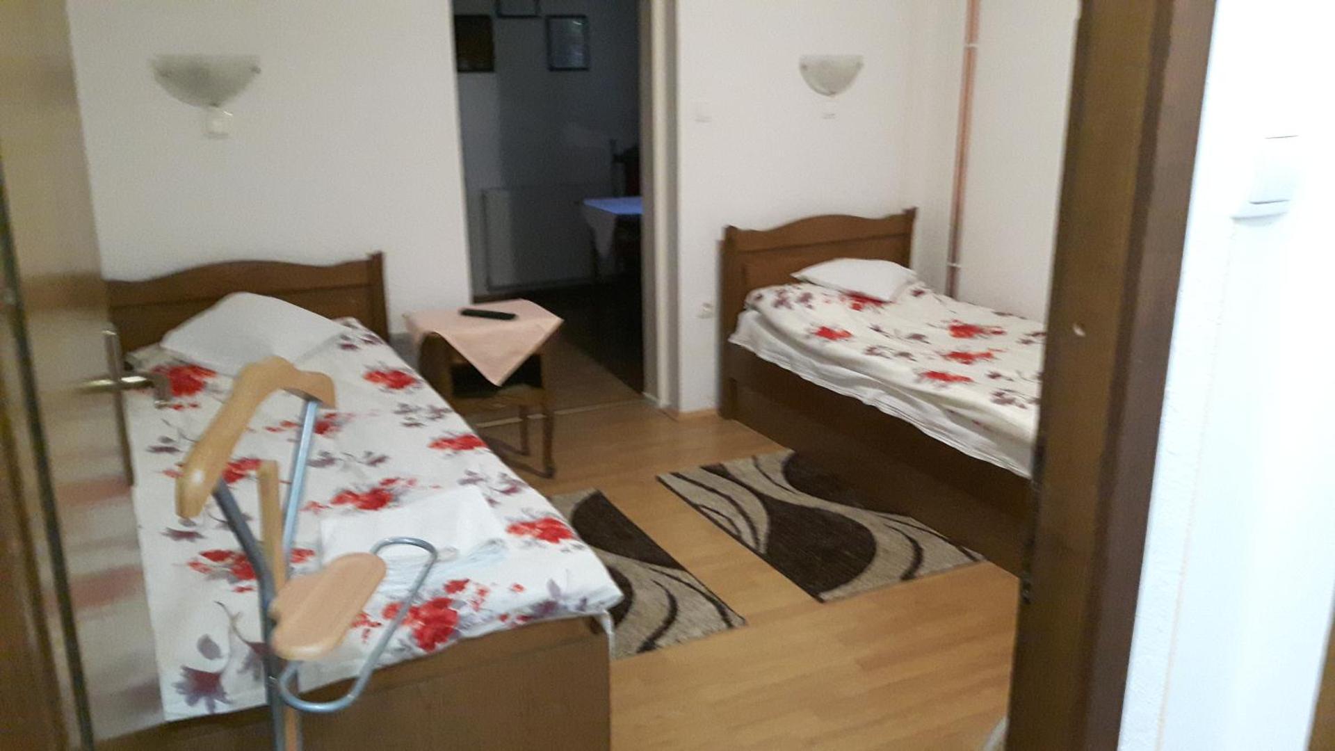 RESTORAN PRENOĆIŠTE CROATIA TURIST