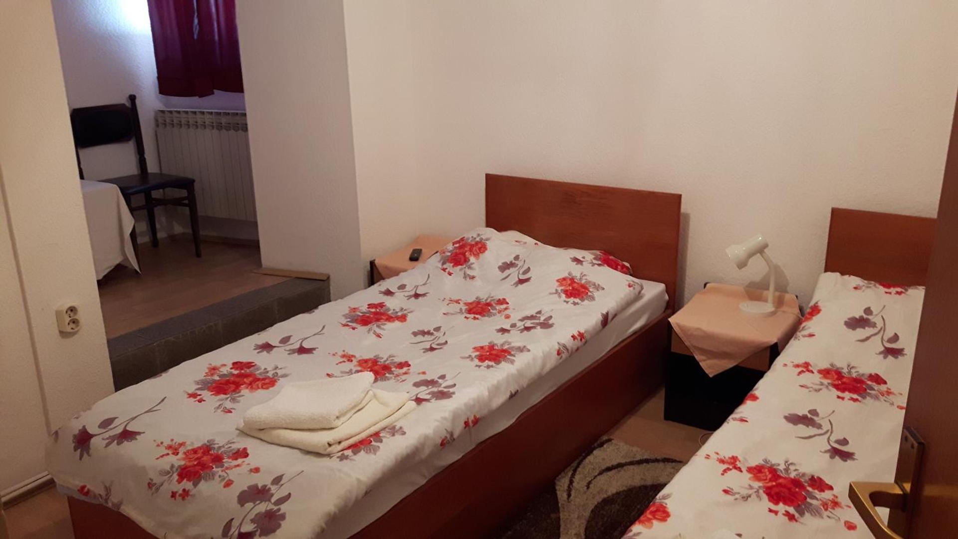 RESTORAN PRENOĆIŠTE CROATIA TURIST