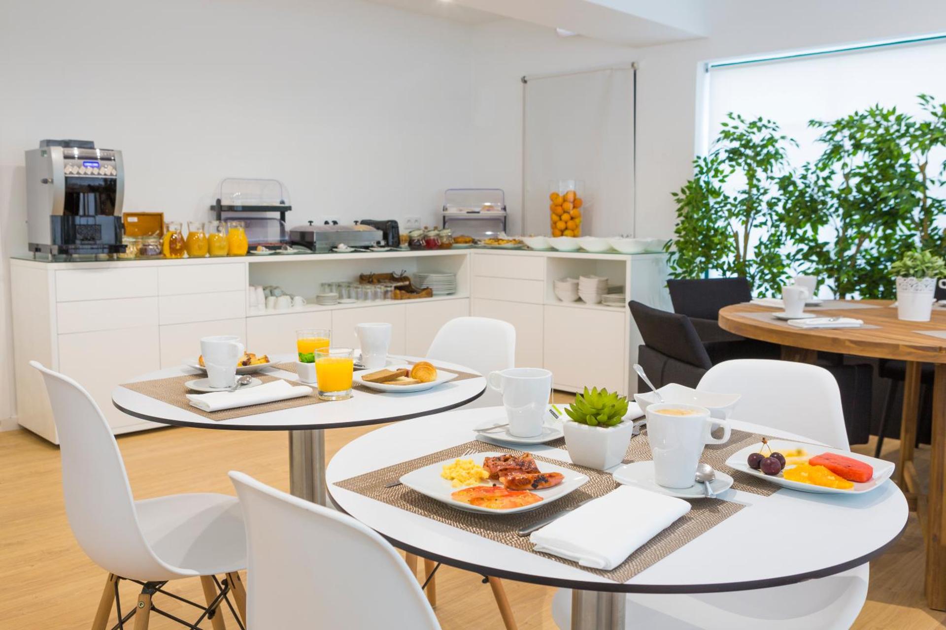 Continental breakfast