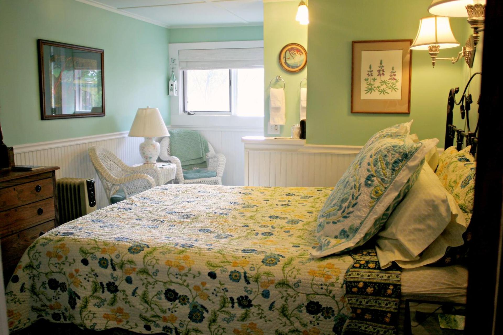 Photo of the whole room