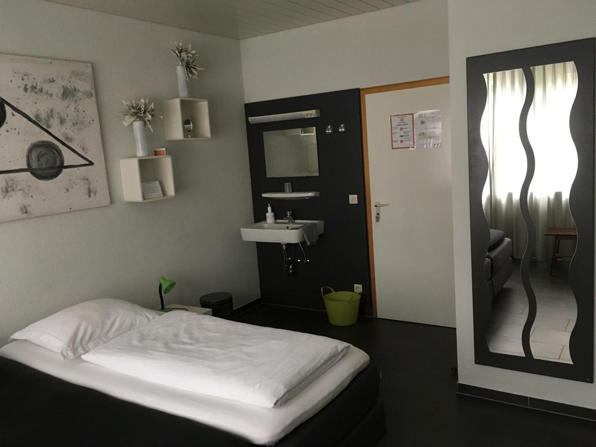 Standard Single Room