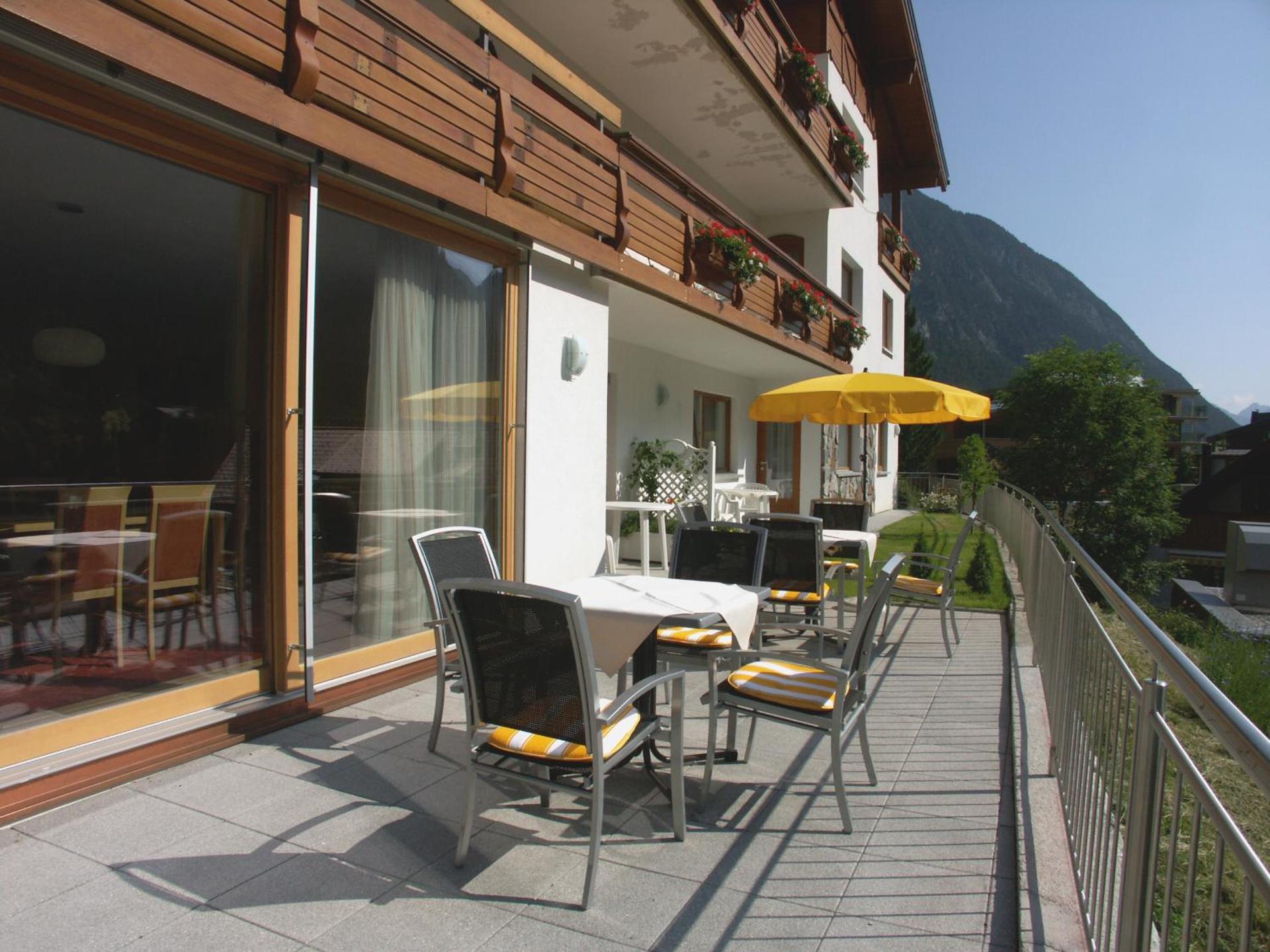 Appart Saroja-Tannleger