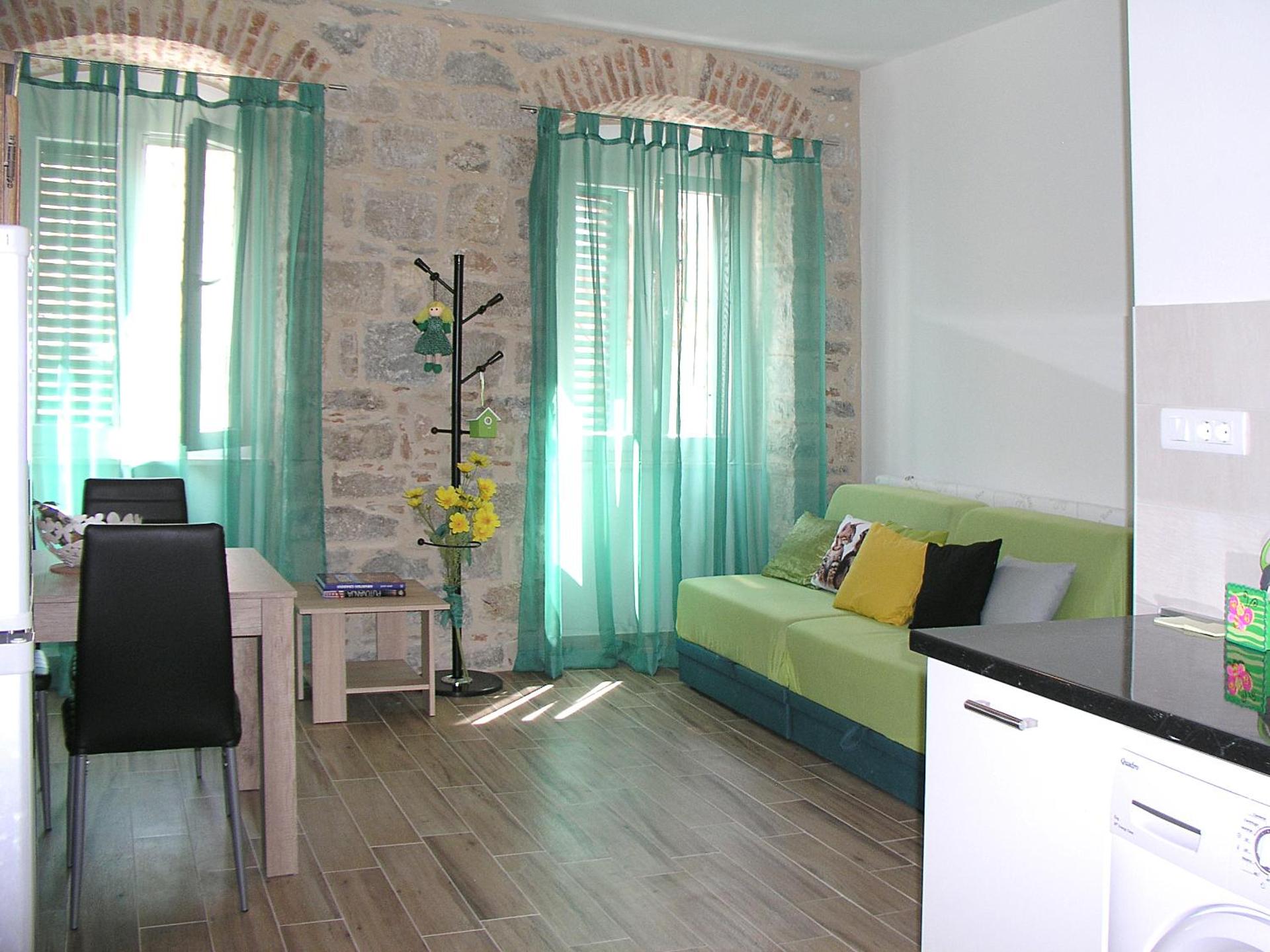 Apartmani KLARA i GRACIA