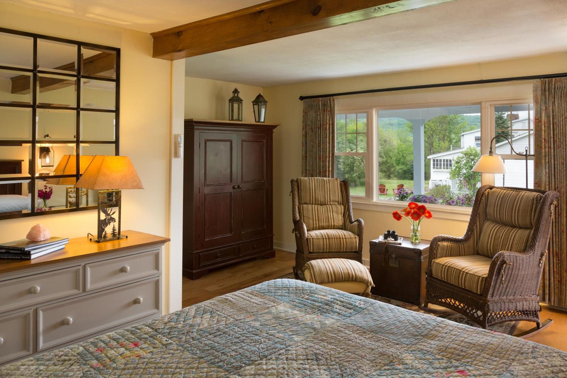 Perennial Fireplace Cottage Room