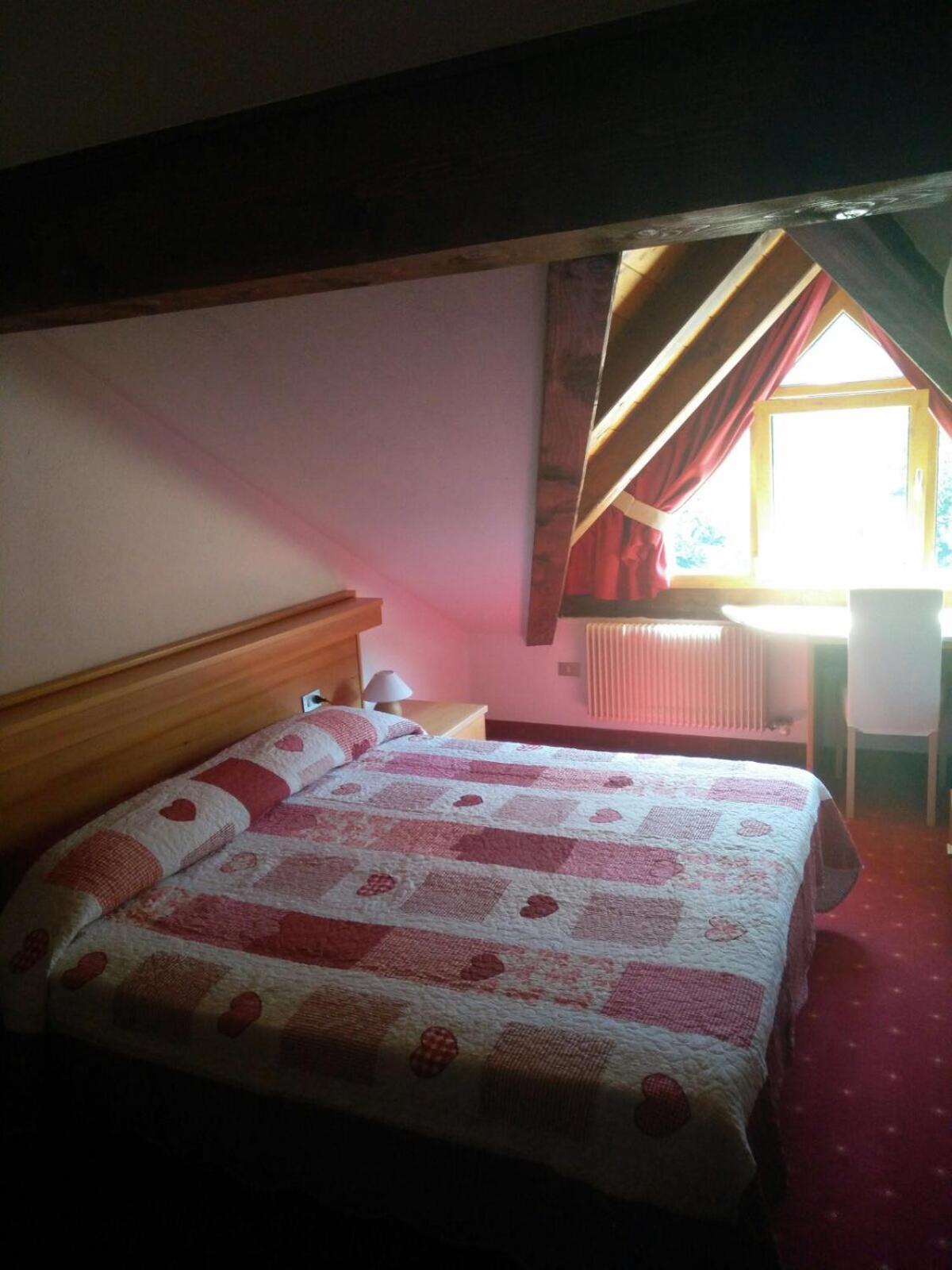 Rauzi Hotel Garnì & apartments