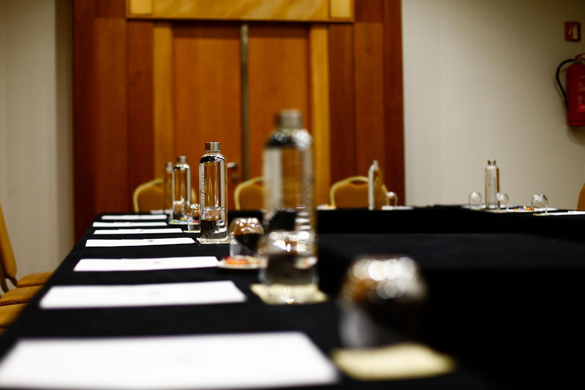 Meeting/conference room