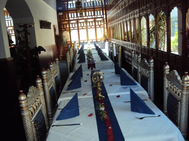 Restaurant/places to eat