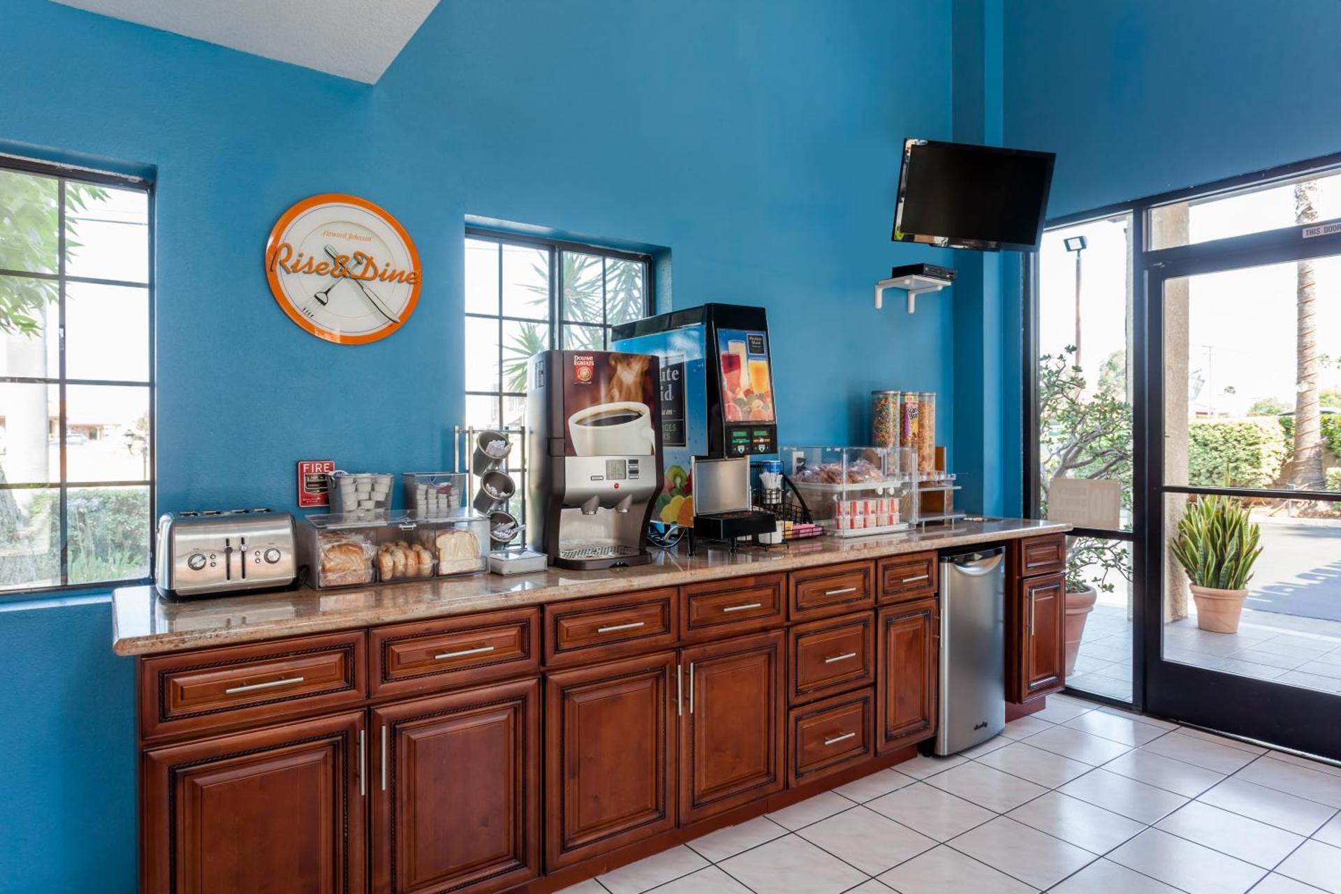 Coffee/tea facilities