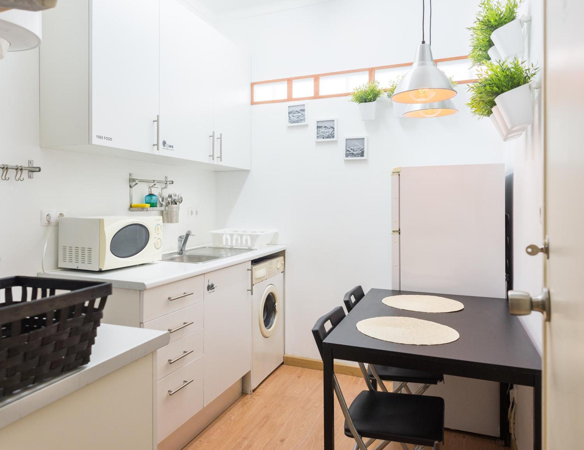 Kitchen or kitchenette