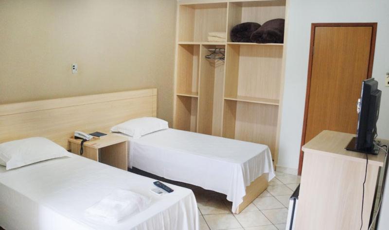 Manhuaçu Center Hotel