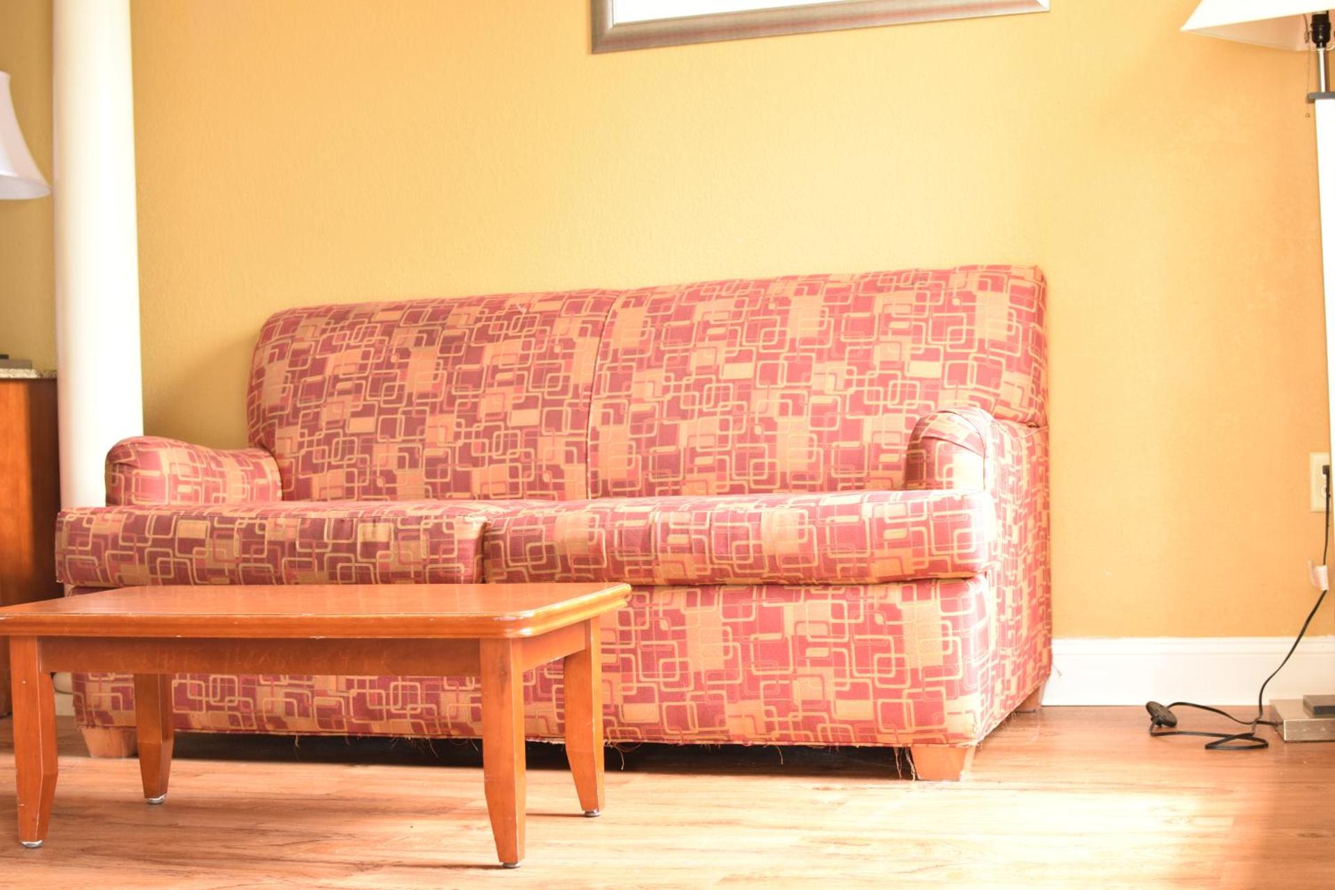 Atkinson Inn & Suites