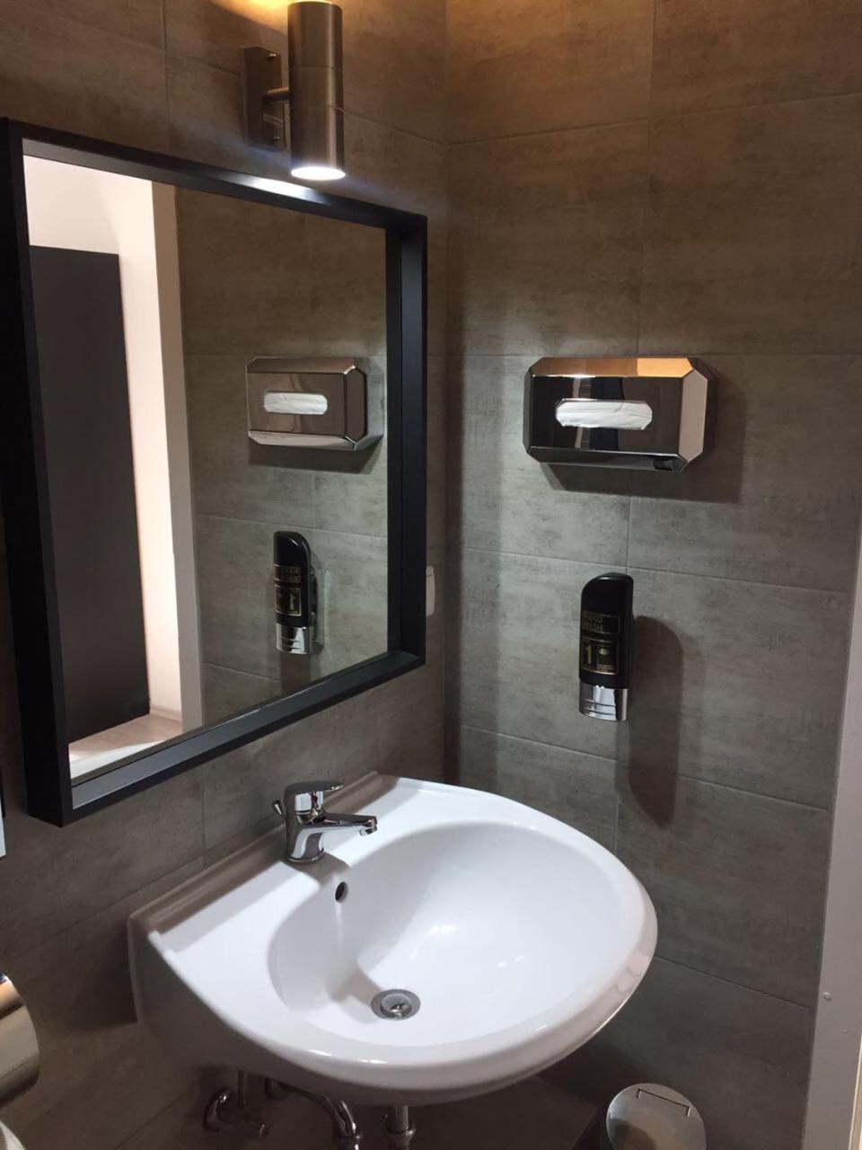 Main Hotel Frankfurt City