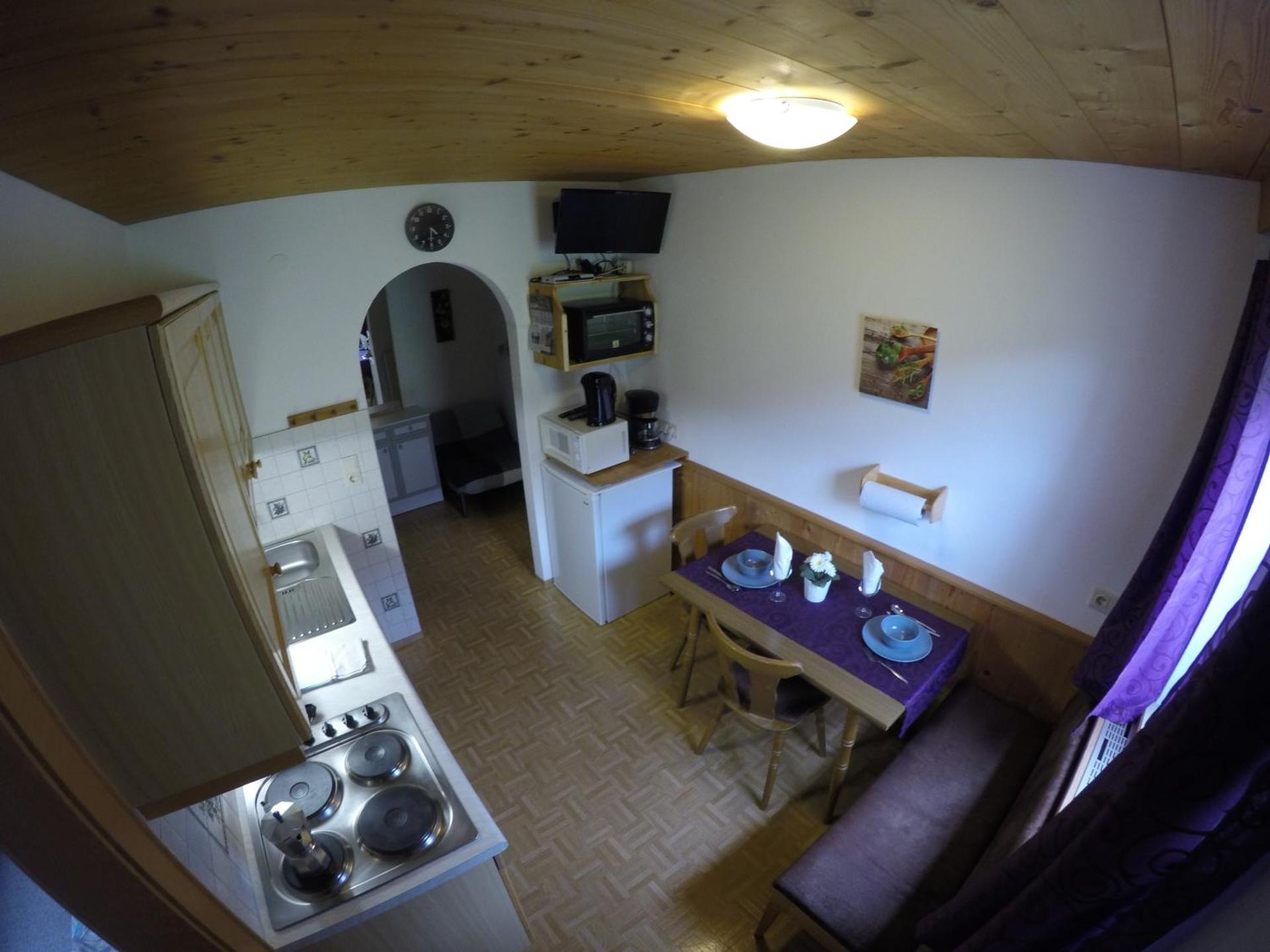 Apartment with Mountain View