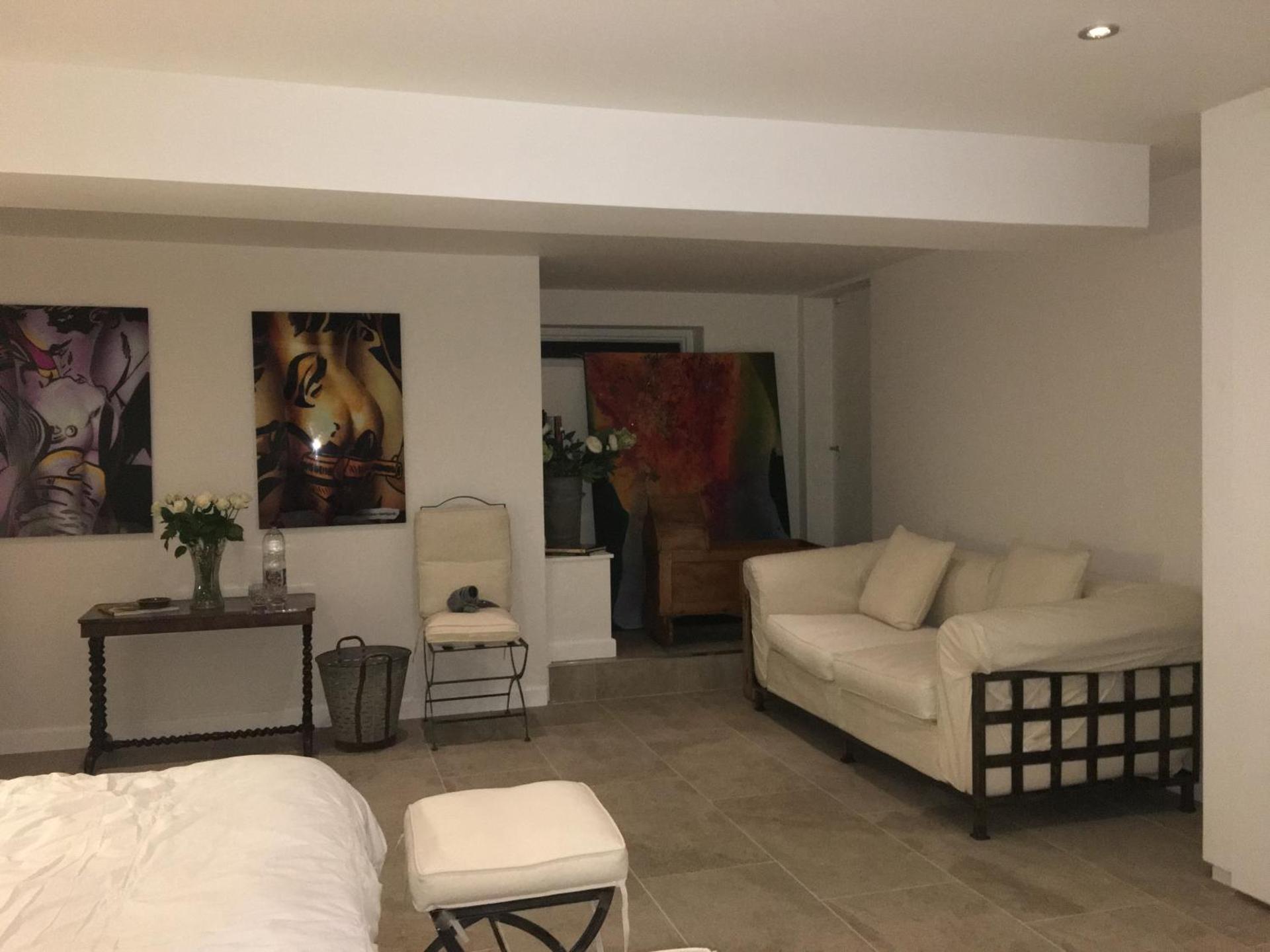 Private luxury retreat